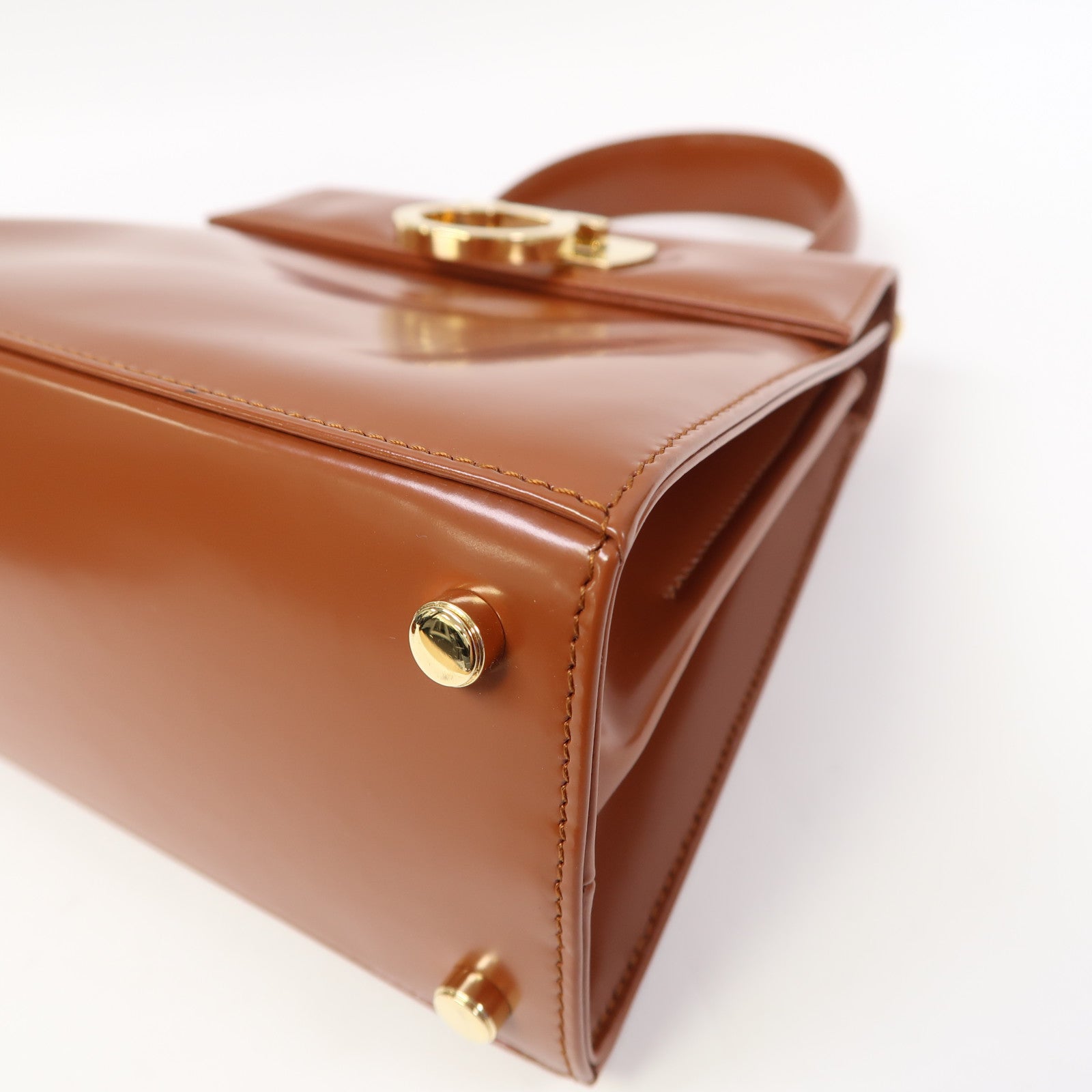 Salvatore Ferragamo 牛皮皮革Small Top Handle金扣手挽肩背兩用袋啡色