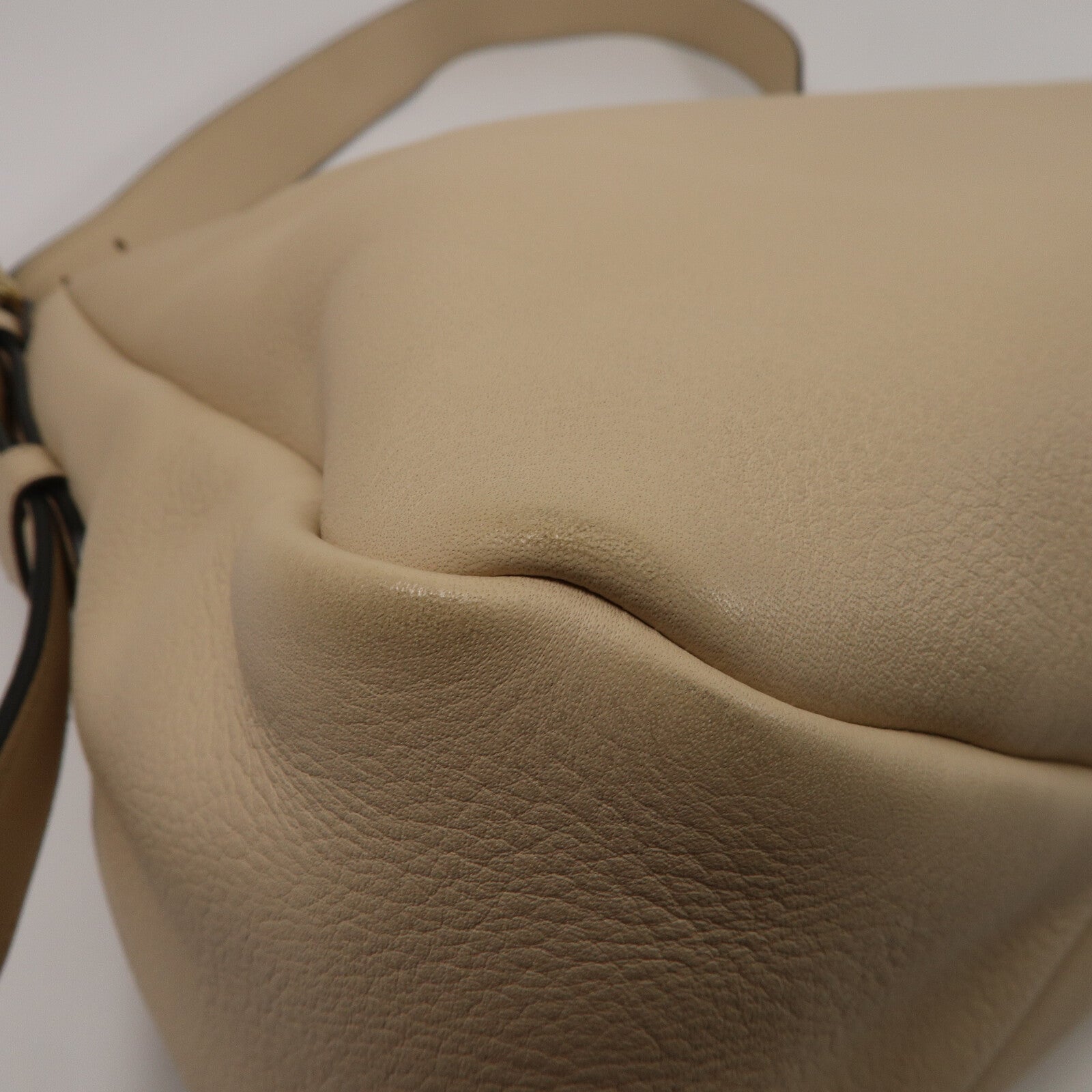 PRADA 牛皮皮革Aimee Medium肩背袋