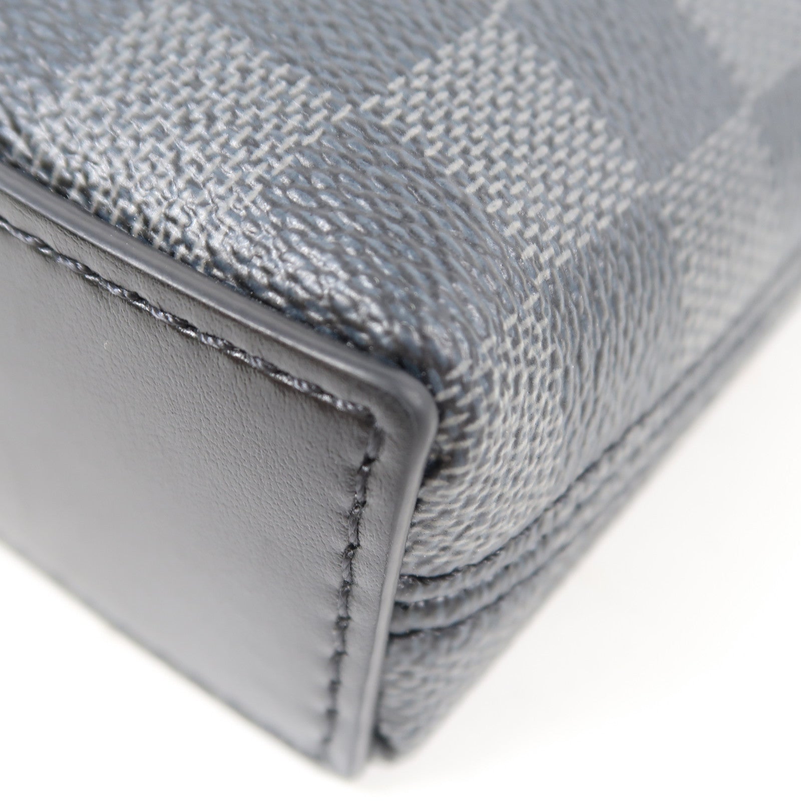 LOUIS VUITTON Damier Graphite Takeoff Pouch手拿包黑色