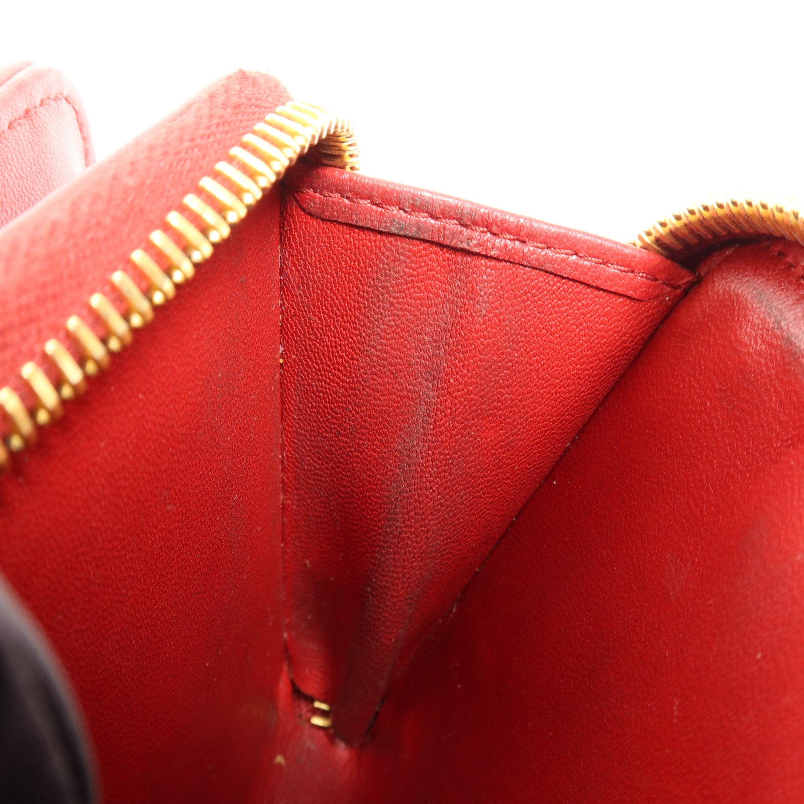 Miu Miu 羊皮皮革Wallet金扣錢包