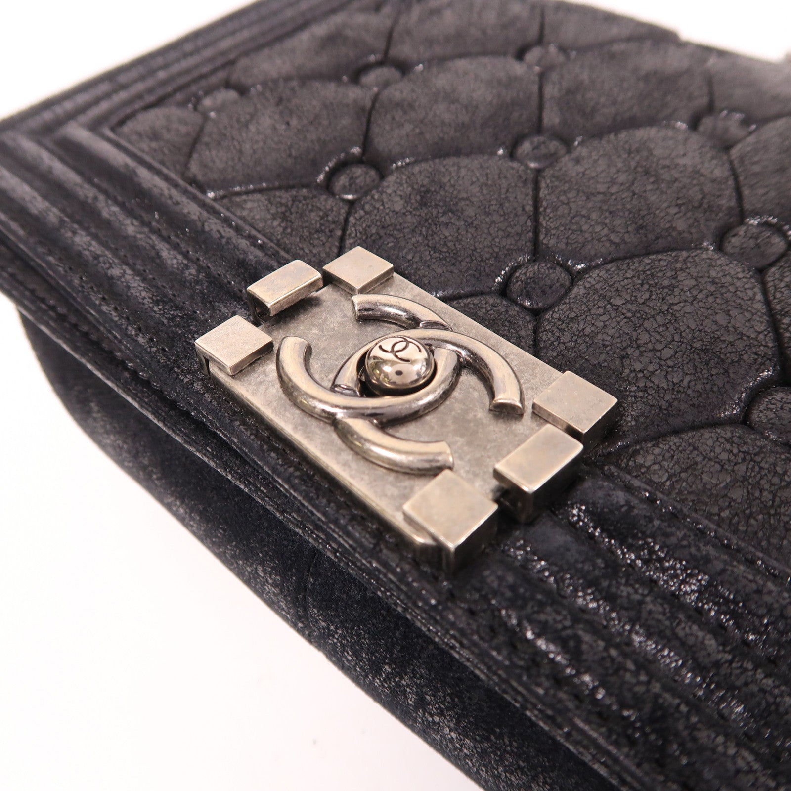 CHANEL 【激減優惠】牛皮皮革Boy 25銀扣鏈帶肩背袋