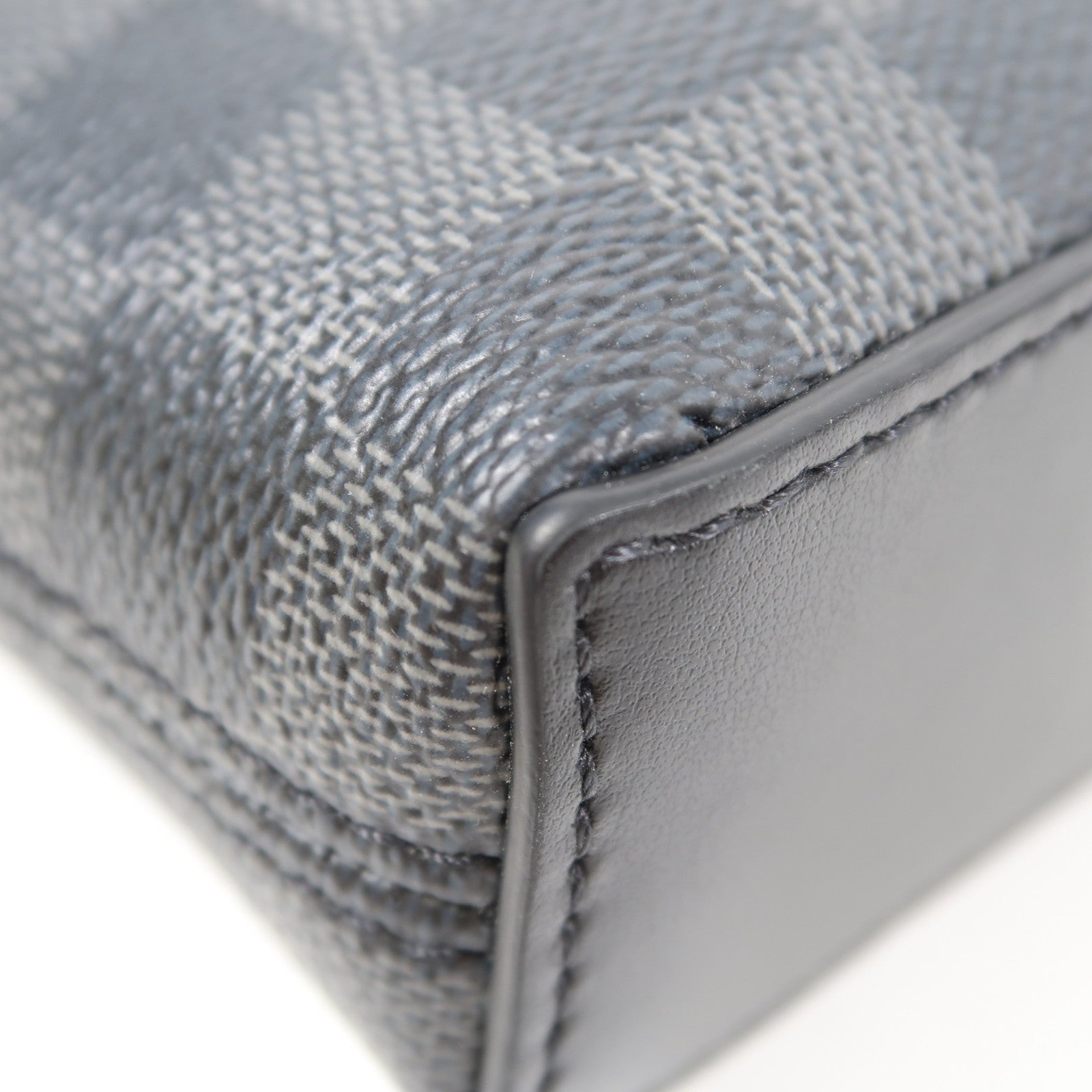 LOUIS VUITTON Damier Graphite Takeoff Pouch手拿包黑色
