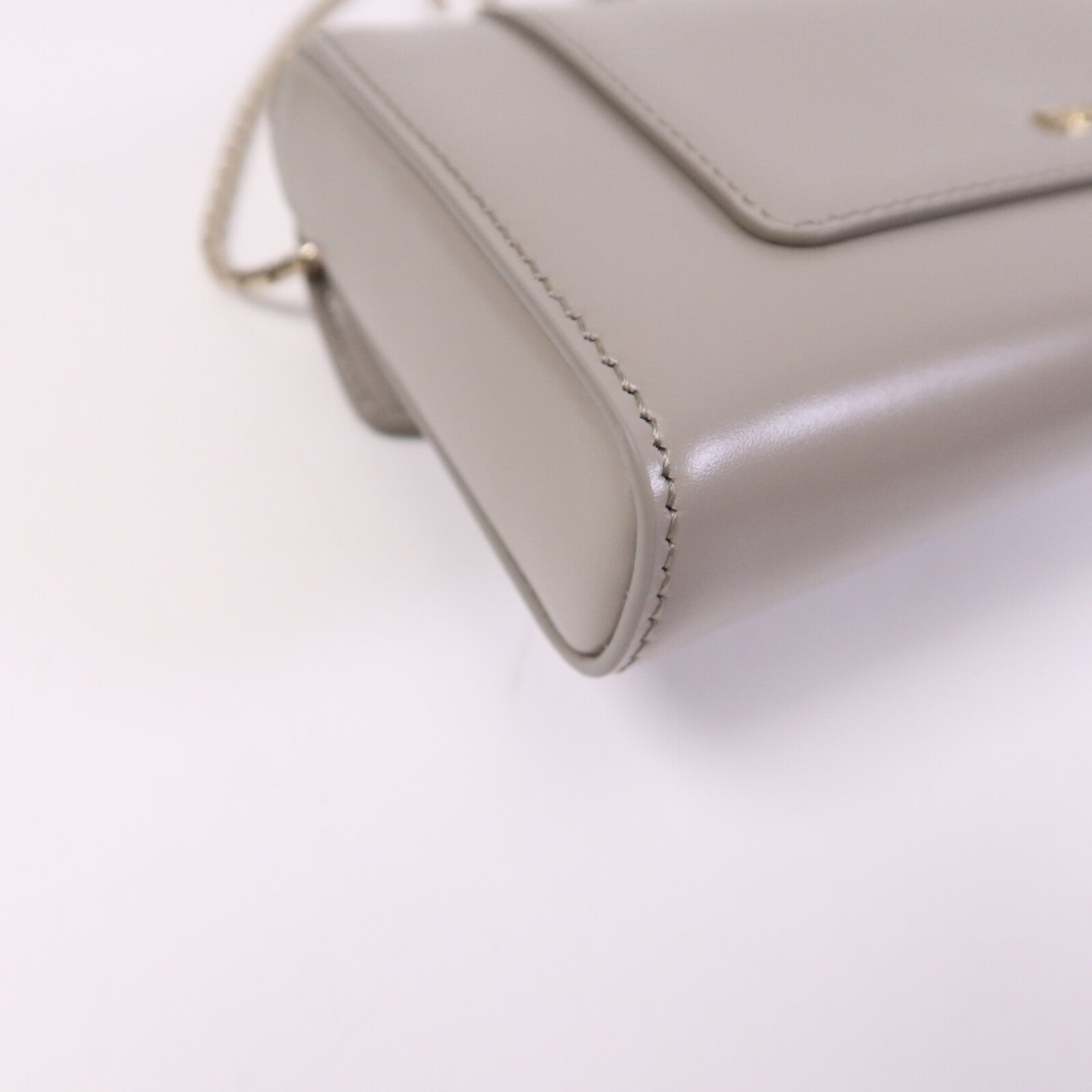 BVLGARI 【激減優惠】牛皮皮革Serpenti Forever金扣肩背袋