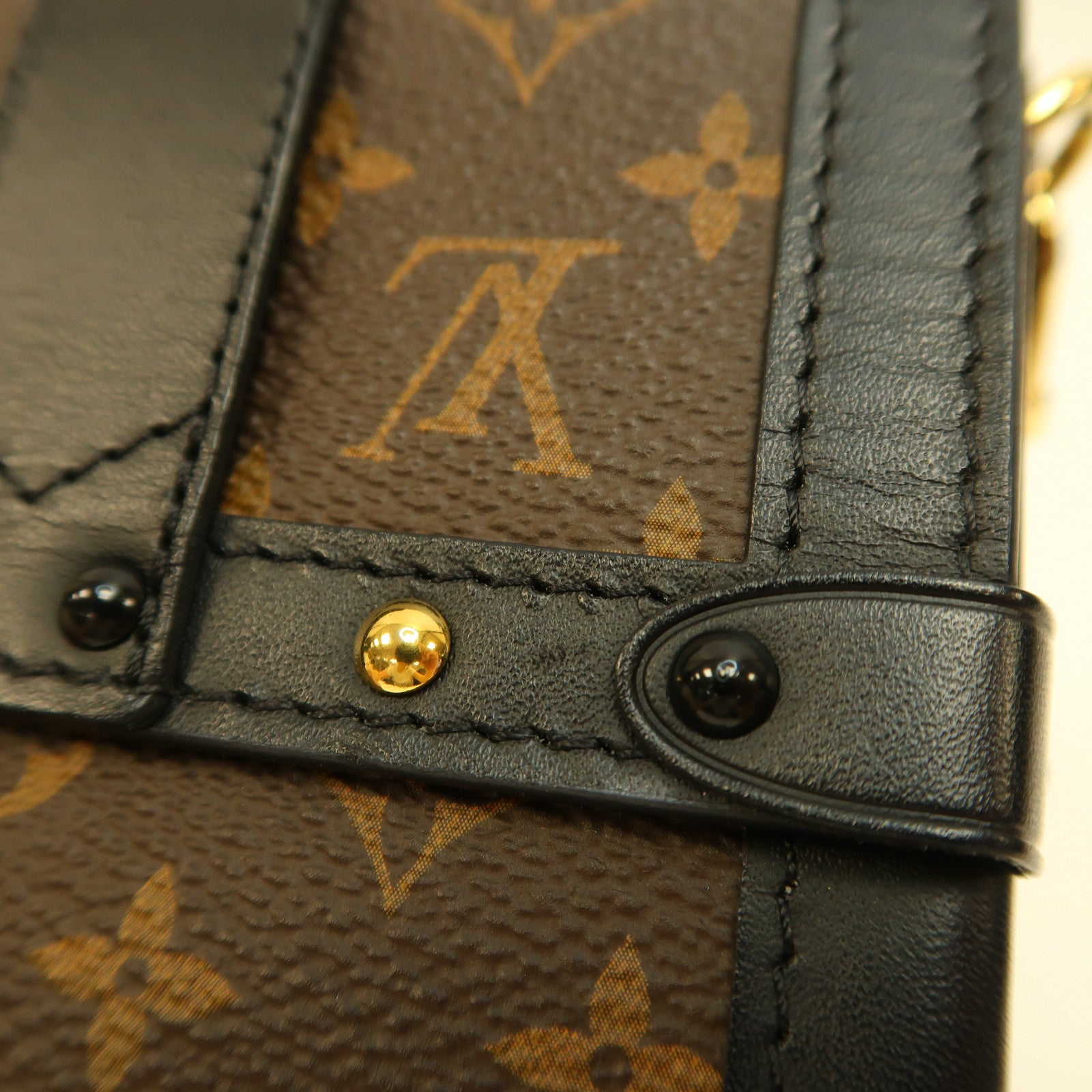 LOUIS VUITTON 【激減優惠】Monogram Po Truck Vert金扣肩背袋啡色