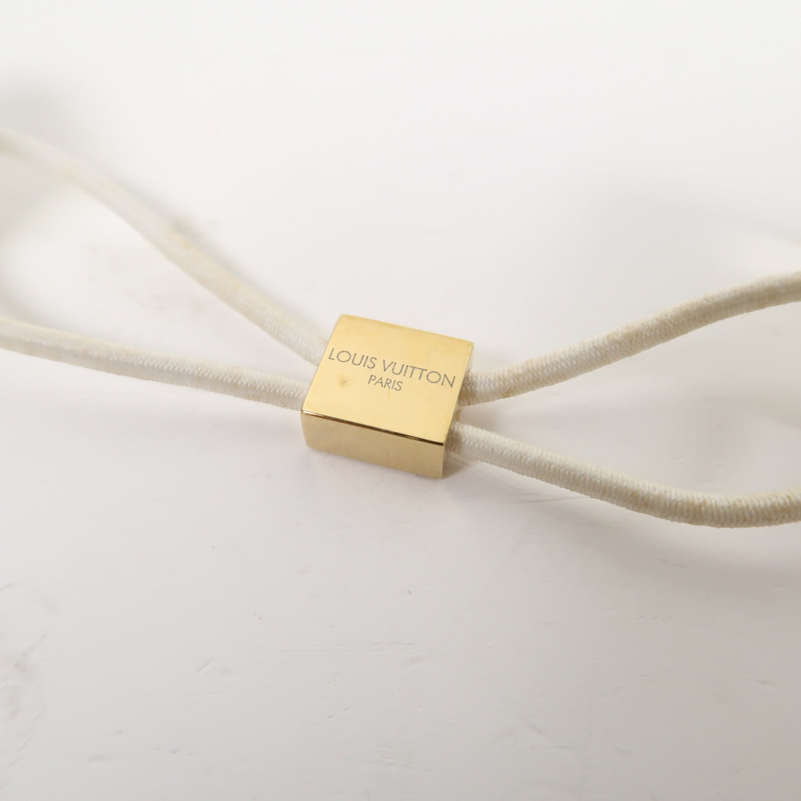 LOUIS VUITTON PVC Hair Cube髮飾白色