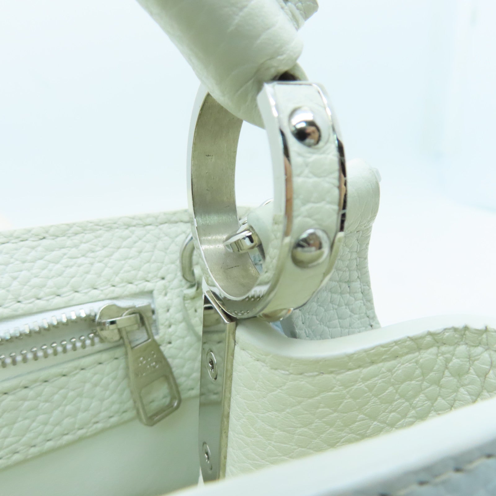 LOUIS VUITTON 【激減優惠】牛皮皮革Capucines BB銀扣手挽肩背兩用袋白色/藍色