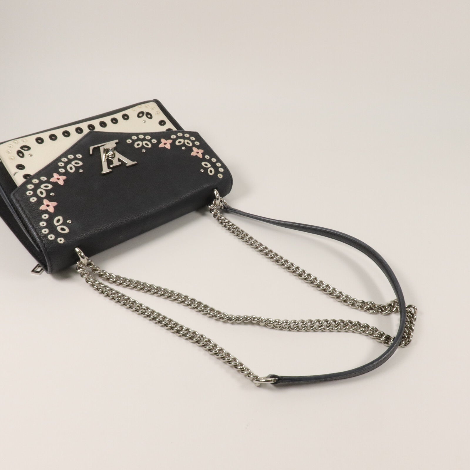 LOUIS VUITTON 牛皮皮革Mylockme BB鏈帶肩背袋