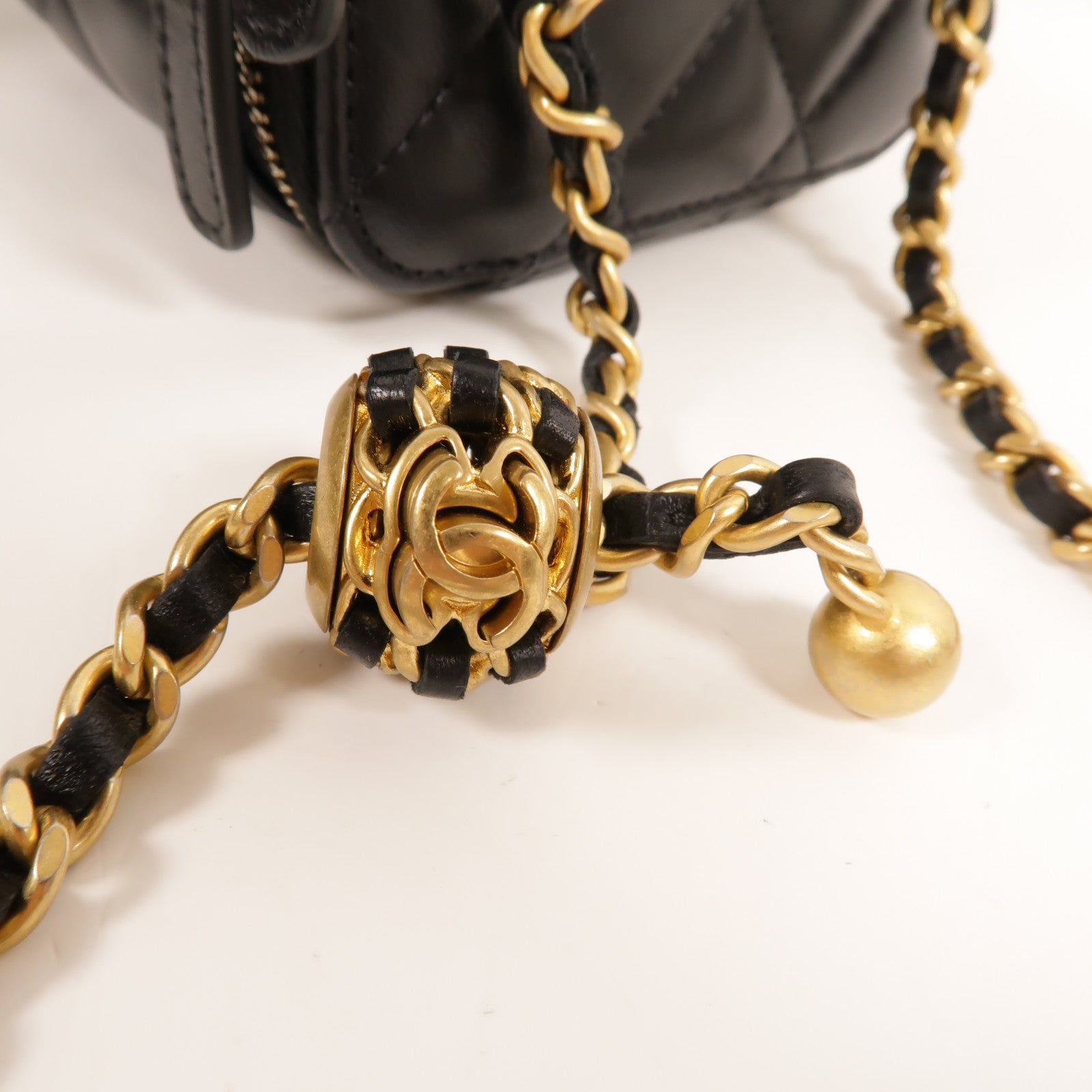 CHANEL 羊皮皮革Mini Vanity Case With Gold Ball金扣鏈帶肩背袋