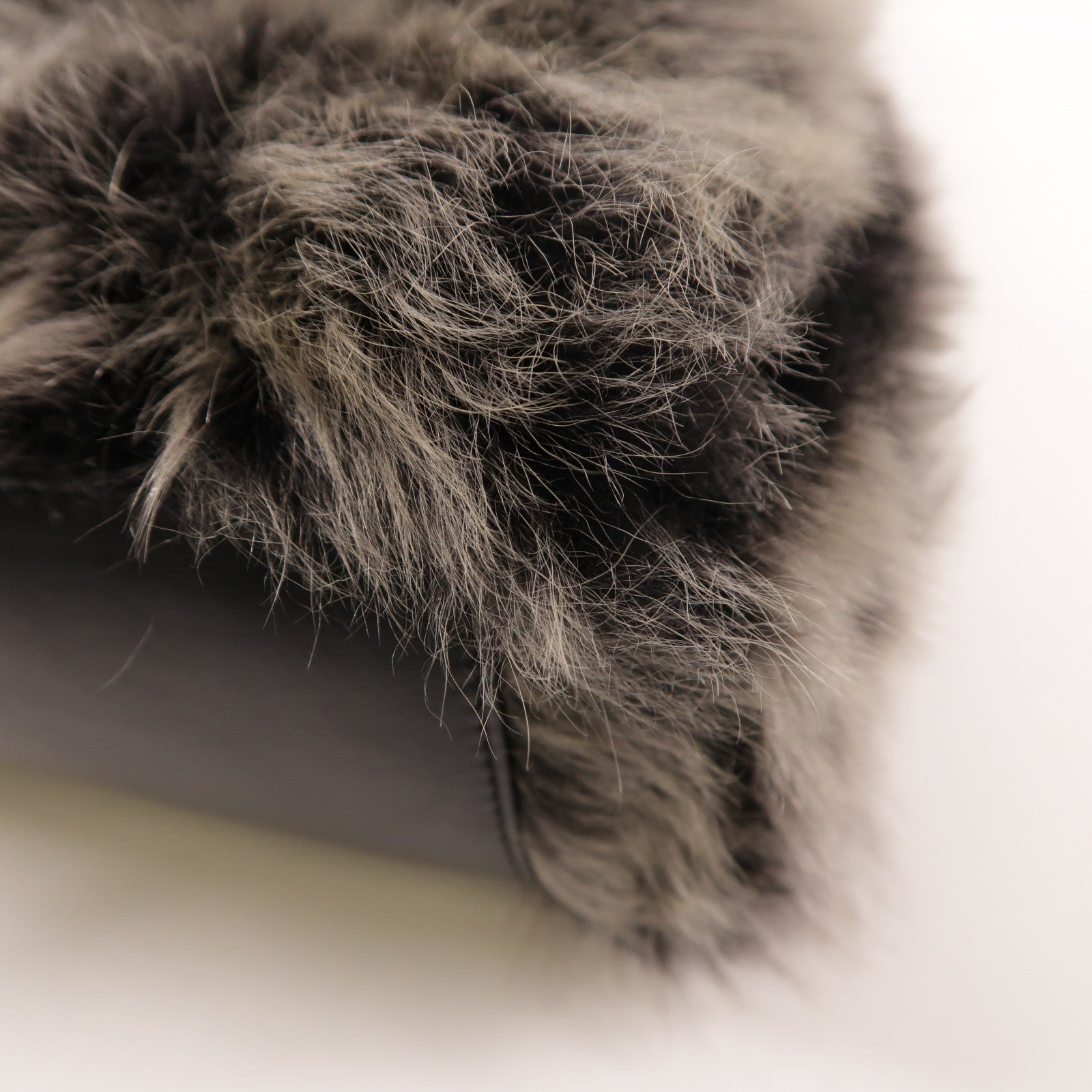 SELECTION 牛皮皮革/羊毛Amani Backpack背包