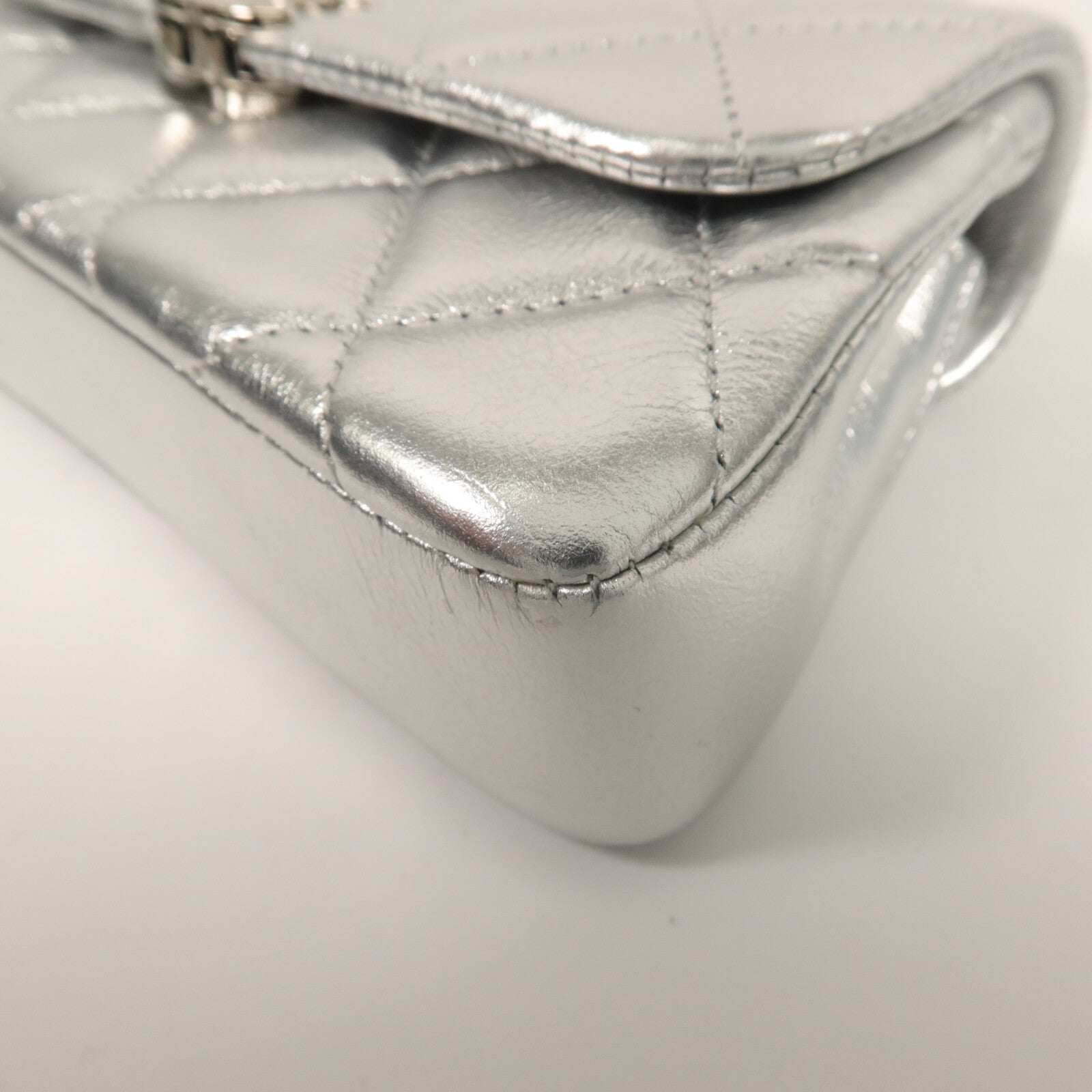 CHANEL 牛皮皮革Clutch With Chain鏈帶肩背袋