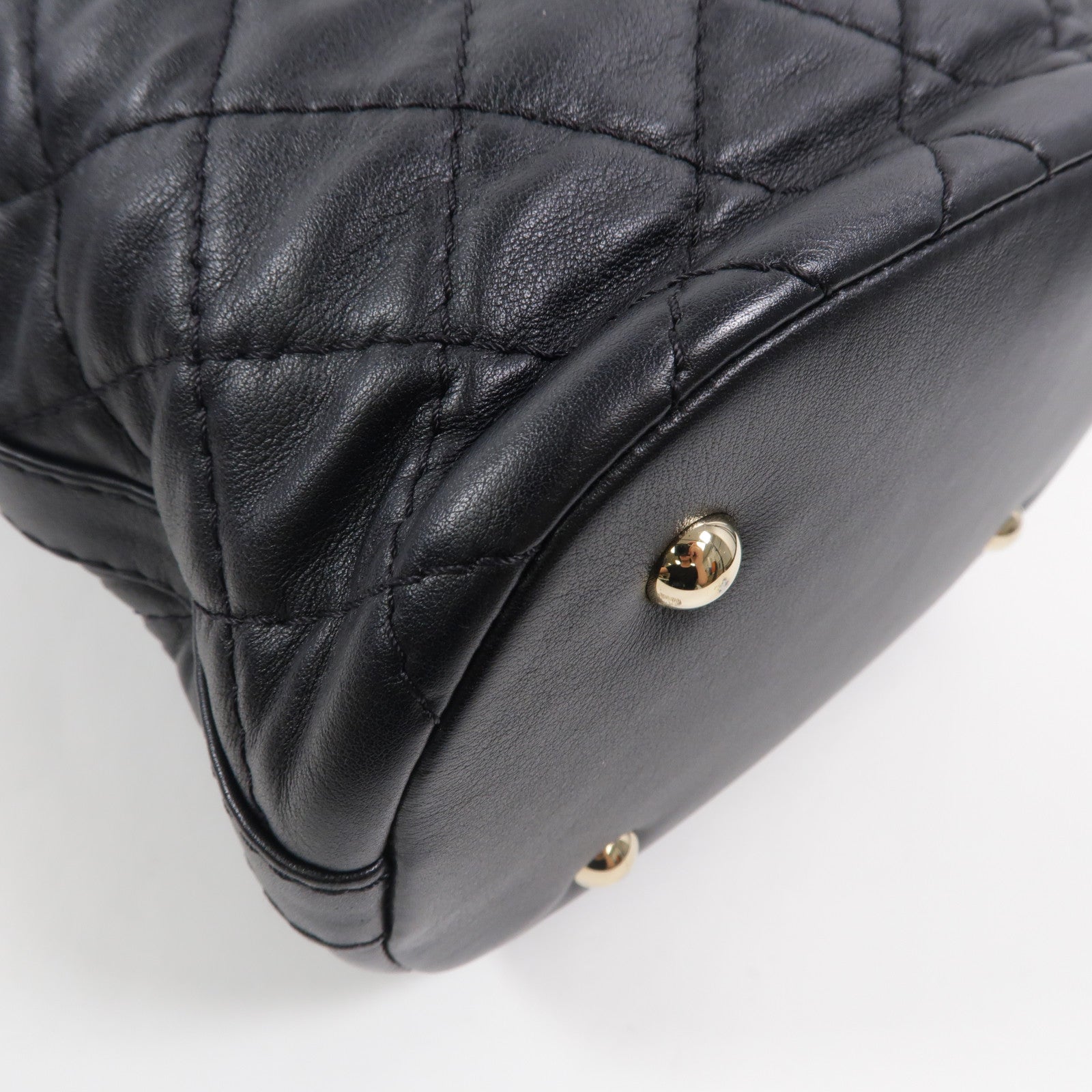 CHANEL 羊皮皮革Bucket Bag鏈帶肩背袋