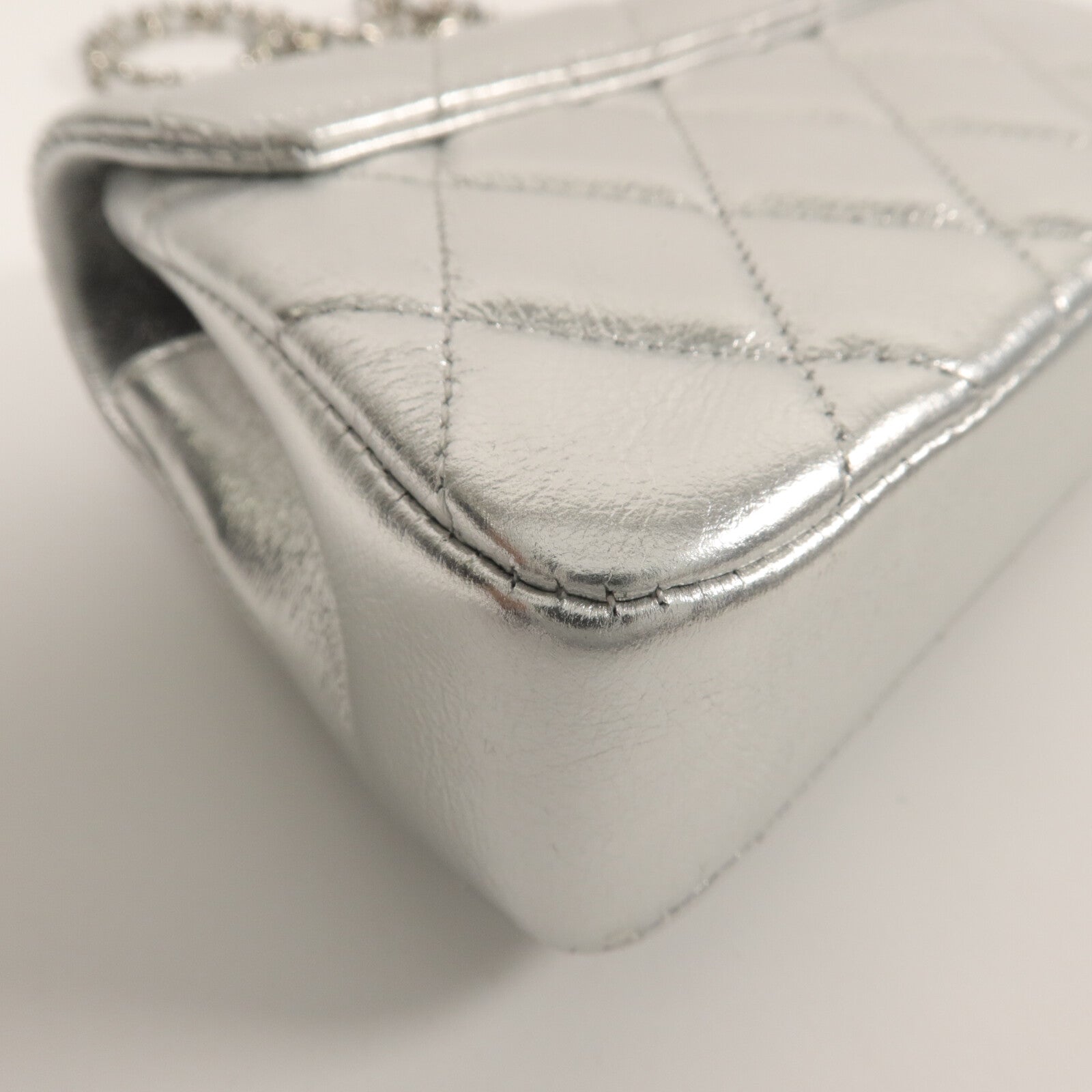 CHANEL 牛皮皮革Clutch With Chain鏈帶肩背袋