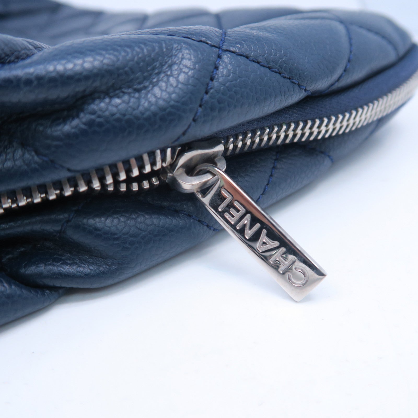 CHANEL 菱格牛皮皮革Chain Shoulder Bag銀扣鏈帶肩背袋藍色