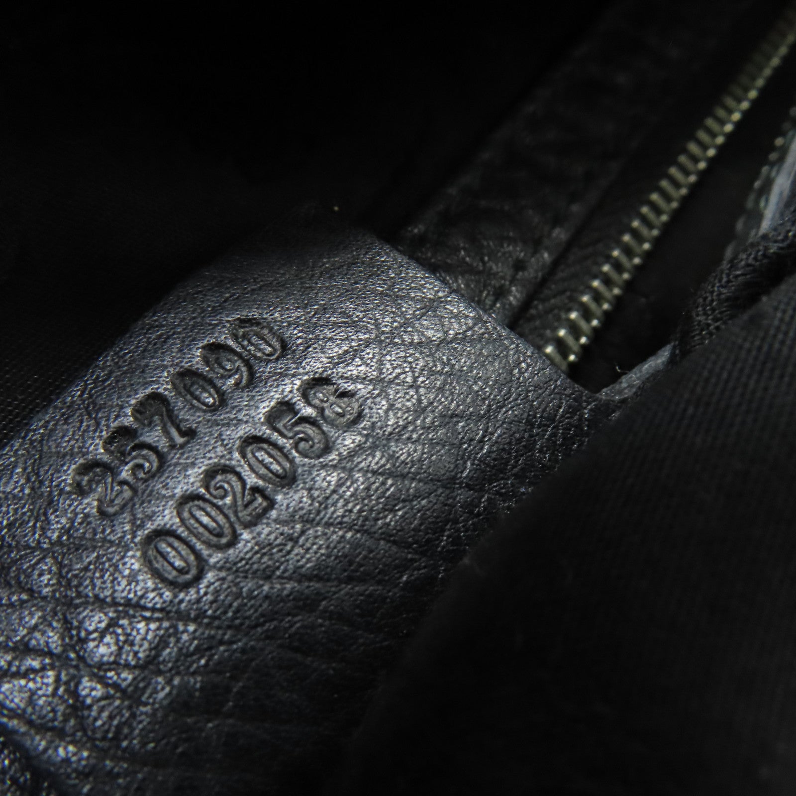GUCCI 【激減優惠】牛皮皮革Bamboo Bar Medium Hobo肩背袋黑色