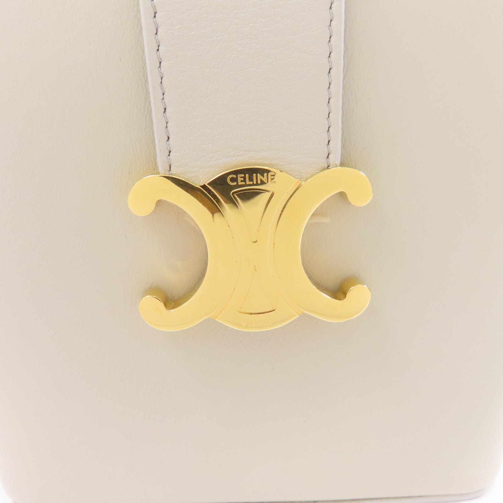 CELINE 牛皮皮革Triomphe Mini Bucket金扣手挽肩背兩用袋淺灰色