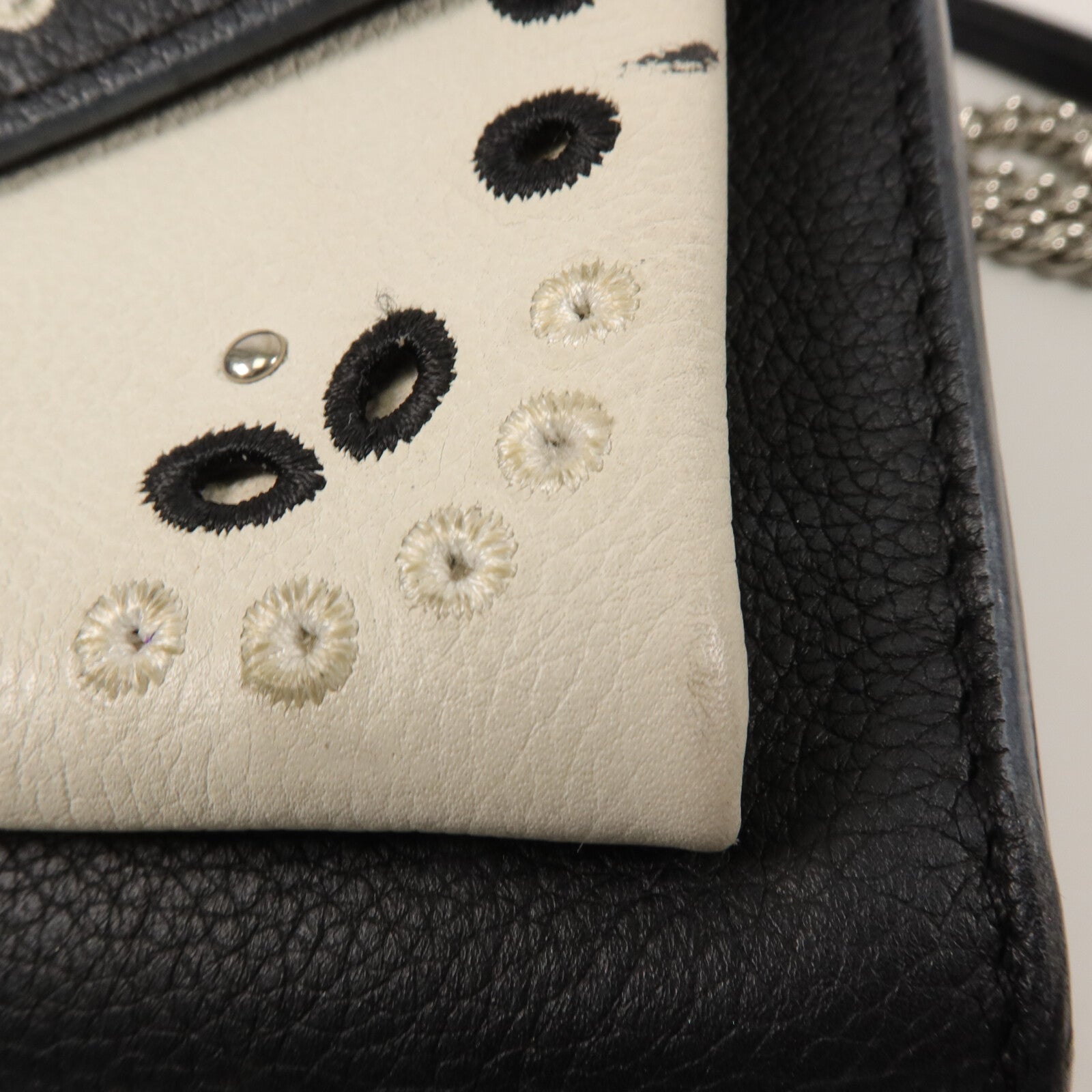 LOUIS VUITTON 牛皮皮革Mylockme BB鏈帶肩背袋