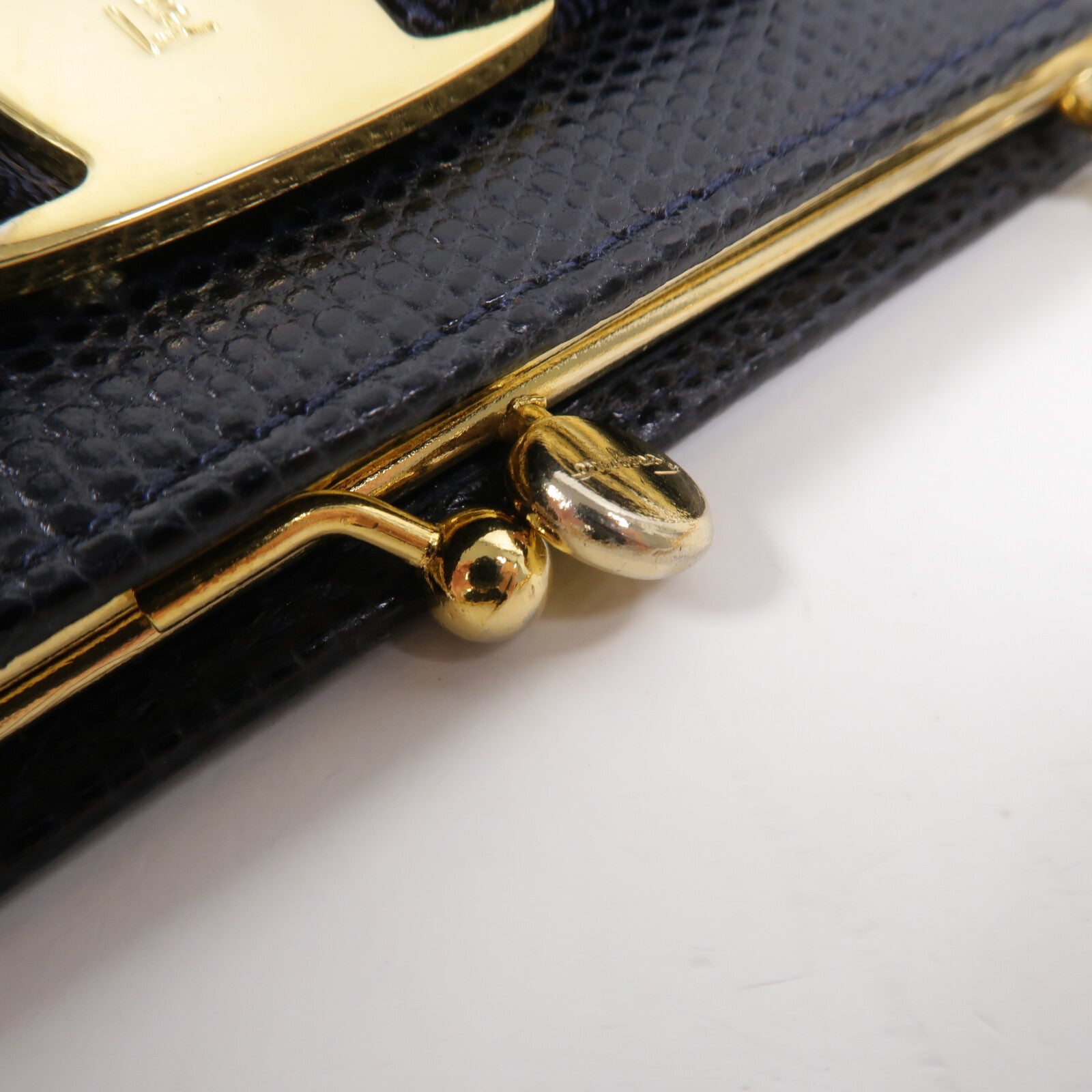 Salvatore Ferragamo 牛皮皮革Chain Shoulder Bag鏈帶肩背袋