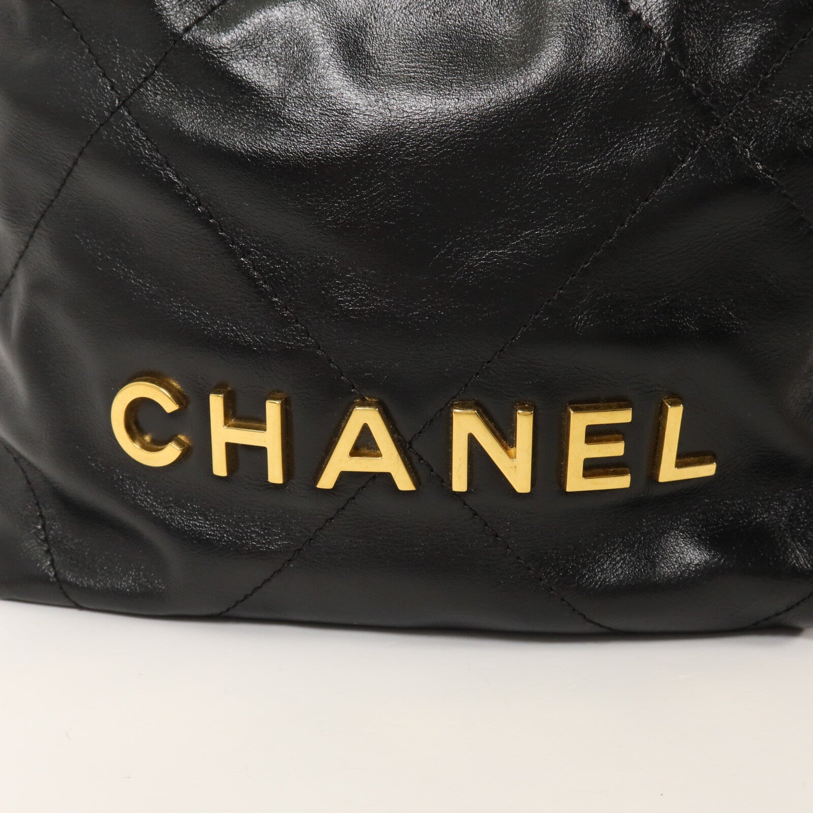 CHANEL 牛皮皮革Chanel 22 Mini鏈帶肩背袋