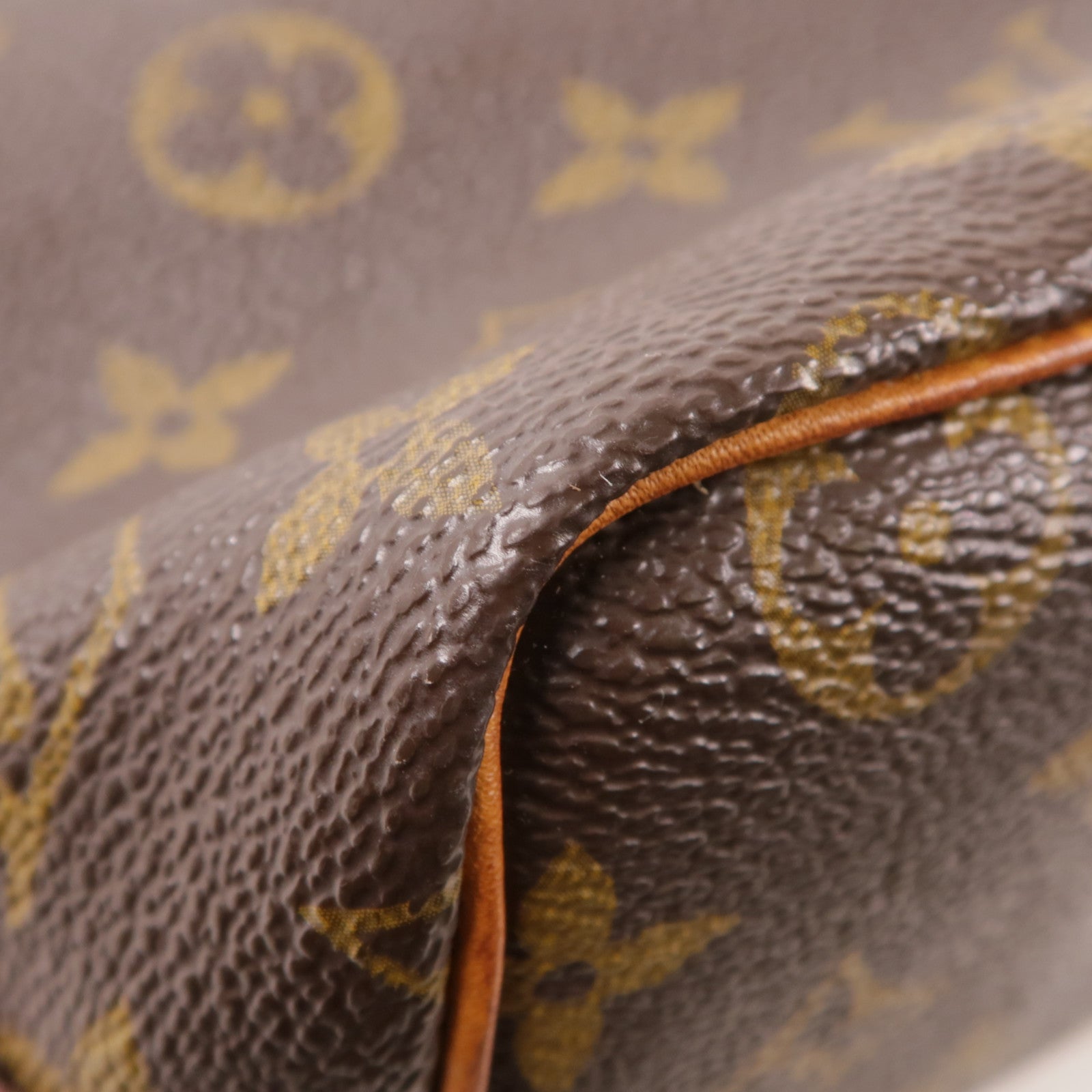 LOUIS VUITTON Monogram Nano Noe金扣肩背袋棕色