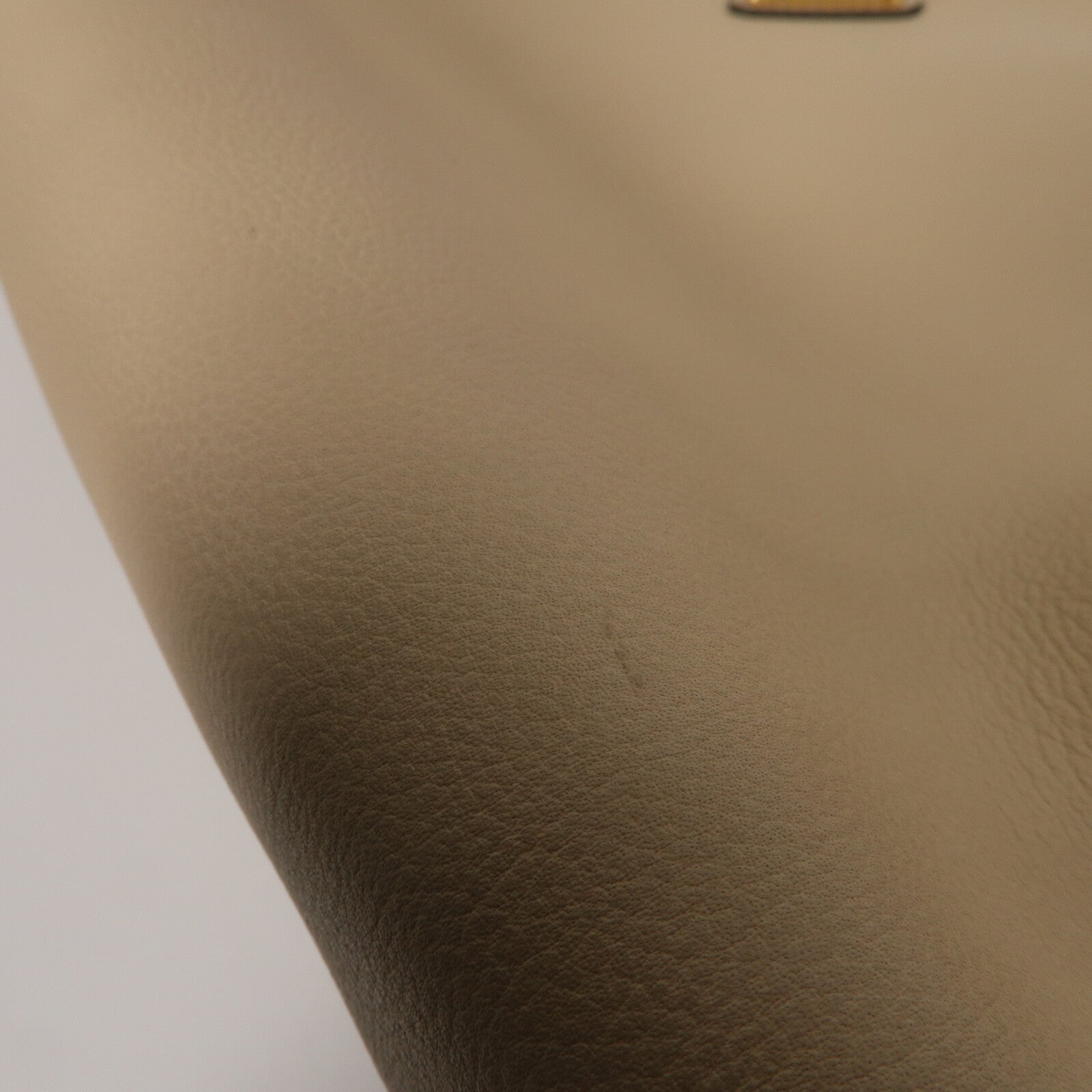 PRADA 牛皮皮革Aimee Medium肩背袋