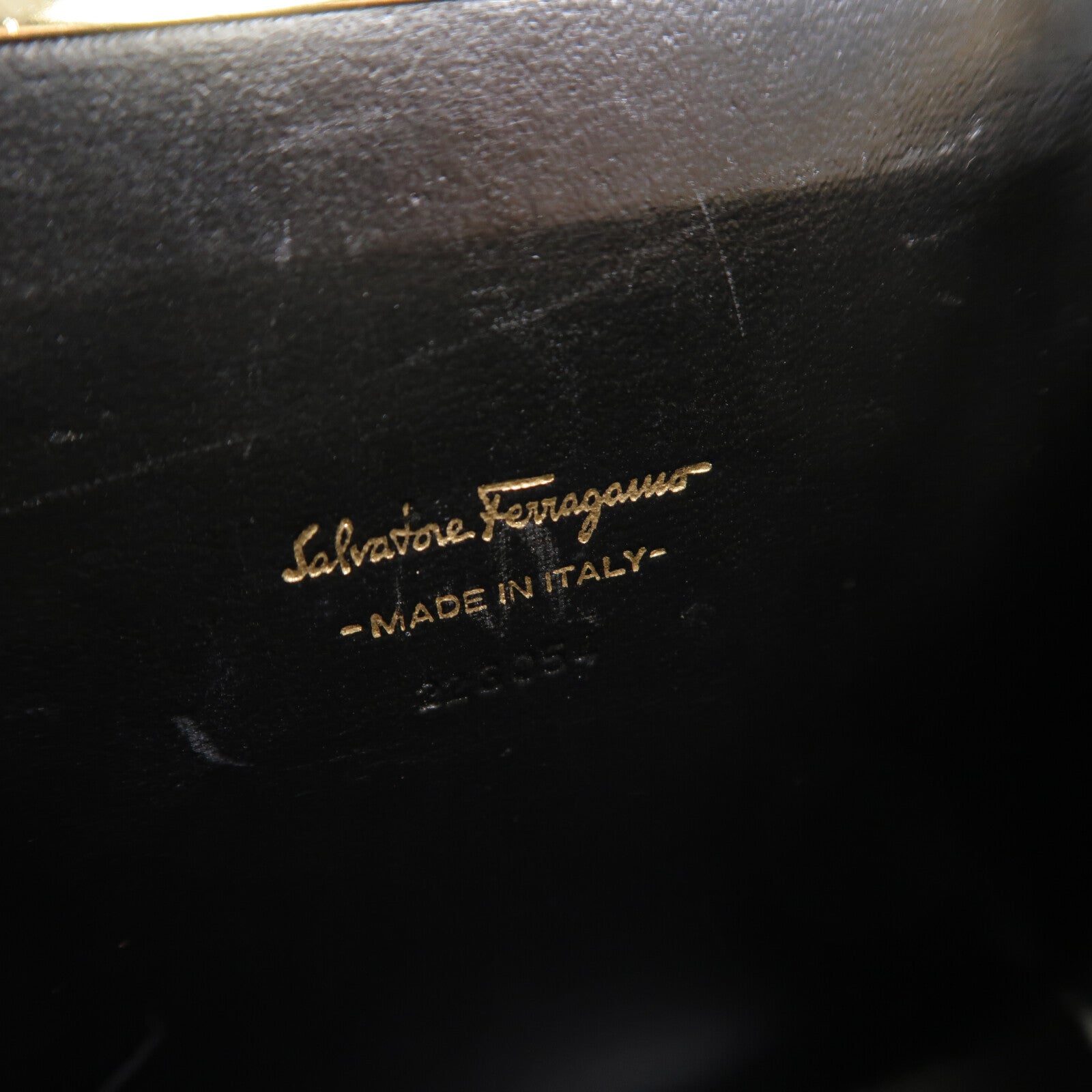 Salvatore Ferragamo 牛皮皮革Chain Shoulder Bag鏈帶肩背袋