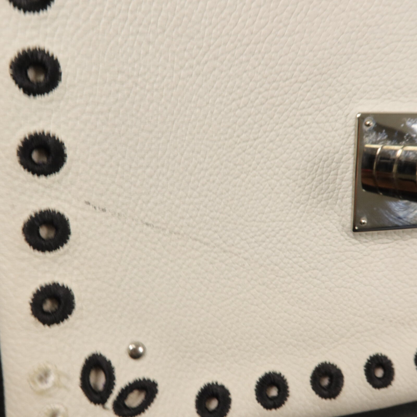 LOUIS VUITTON 牛皮皮革Mylockme BB鏈帶肩背袋