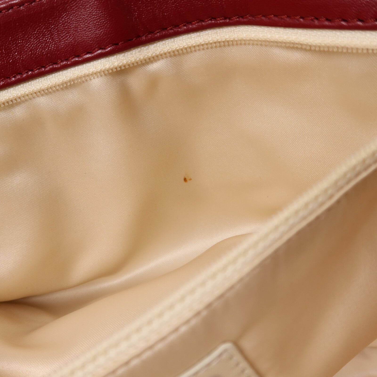 CHANEL 牛皮皮革2.55 East West Flap Bag銀扣鏈帶肩背袋