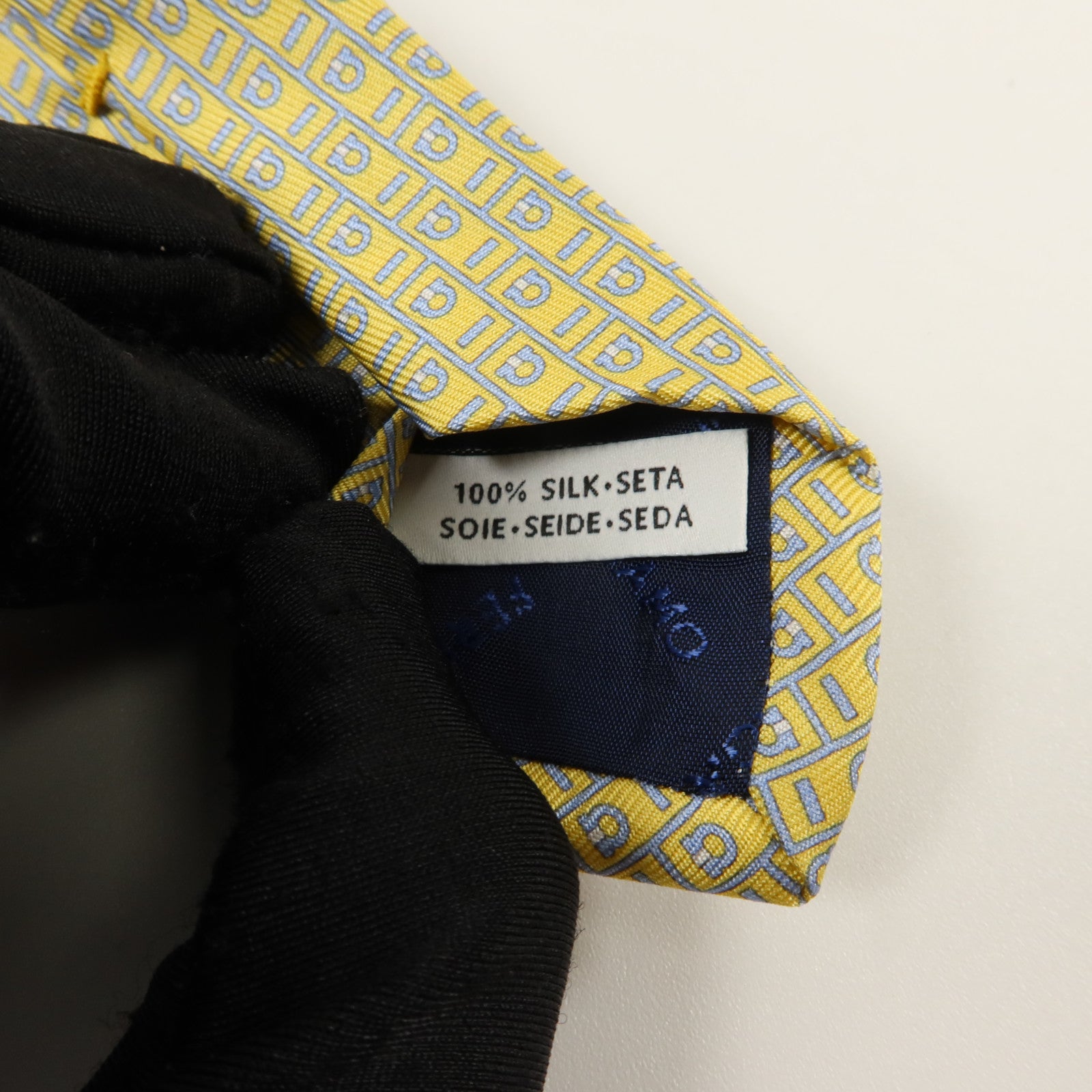Salvatore Ferragamo 絲質Necktie領帶