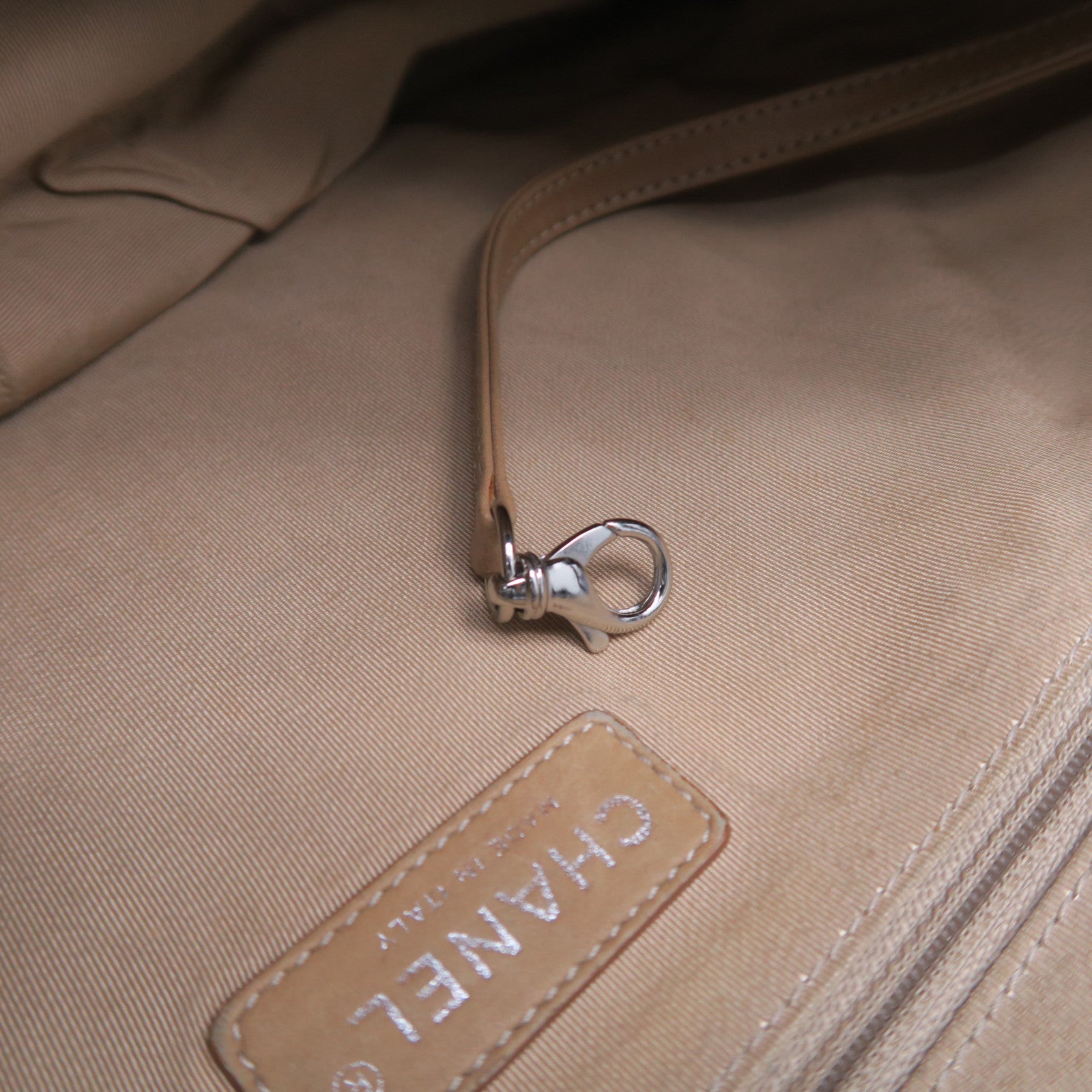 CHANEL 菱格牛皮皮革Chain Shoulder Bag銀扣鏈帶肩背袋藍色