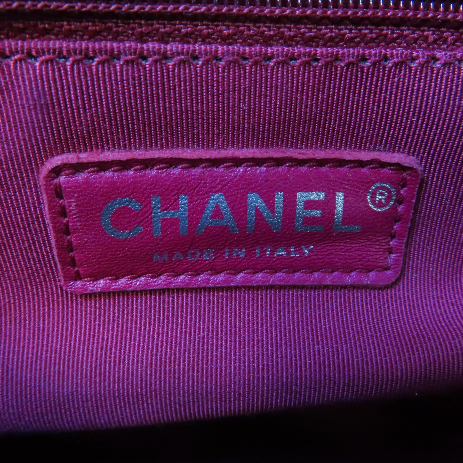 CHANEL 【激減優惠】菱格牛皮皮革Medium Gabrielle金扣/銀扣鏈帶肩背袋黑色