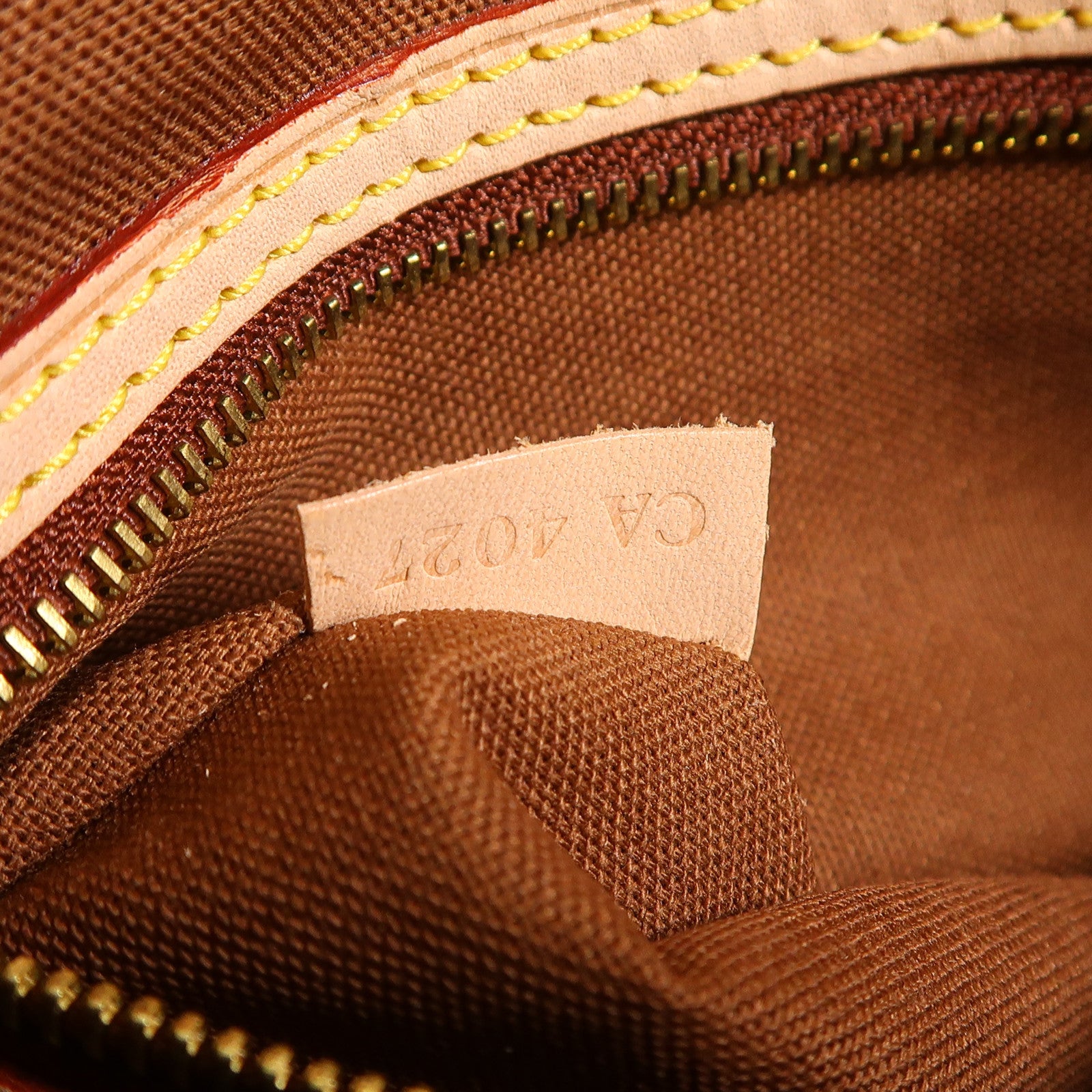 LOUIS VUITTON Monogram Batignolles金扣肩背袋