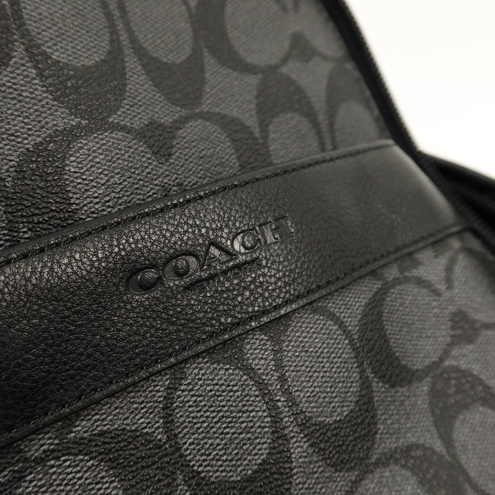 COACH 牛皮皮革Shoulder Bag肩背袋