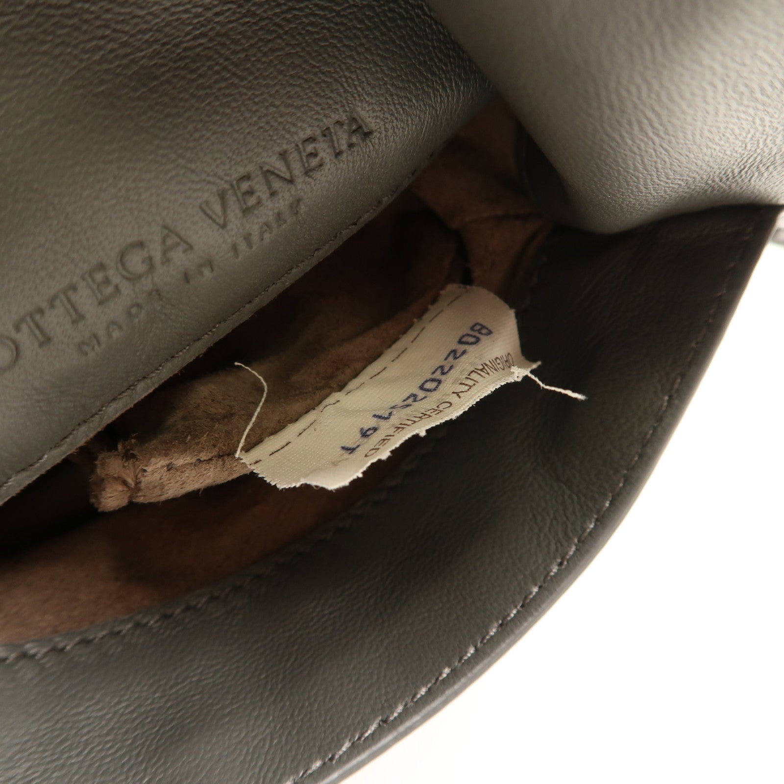 BOTTEGA VENETA 羊皮皮革Shoulder Bag黑扣肩背袋