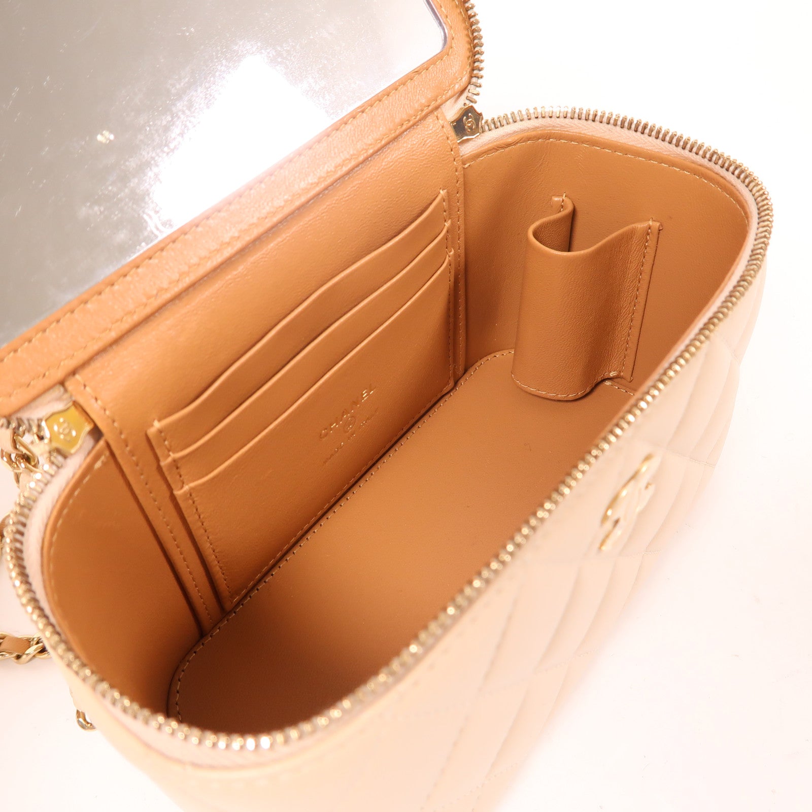CHANEL 羊皮皮革Vanity Case金扣手挽肩背兩用袋