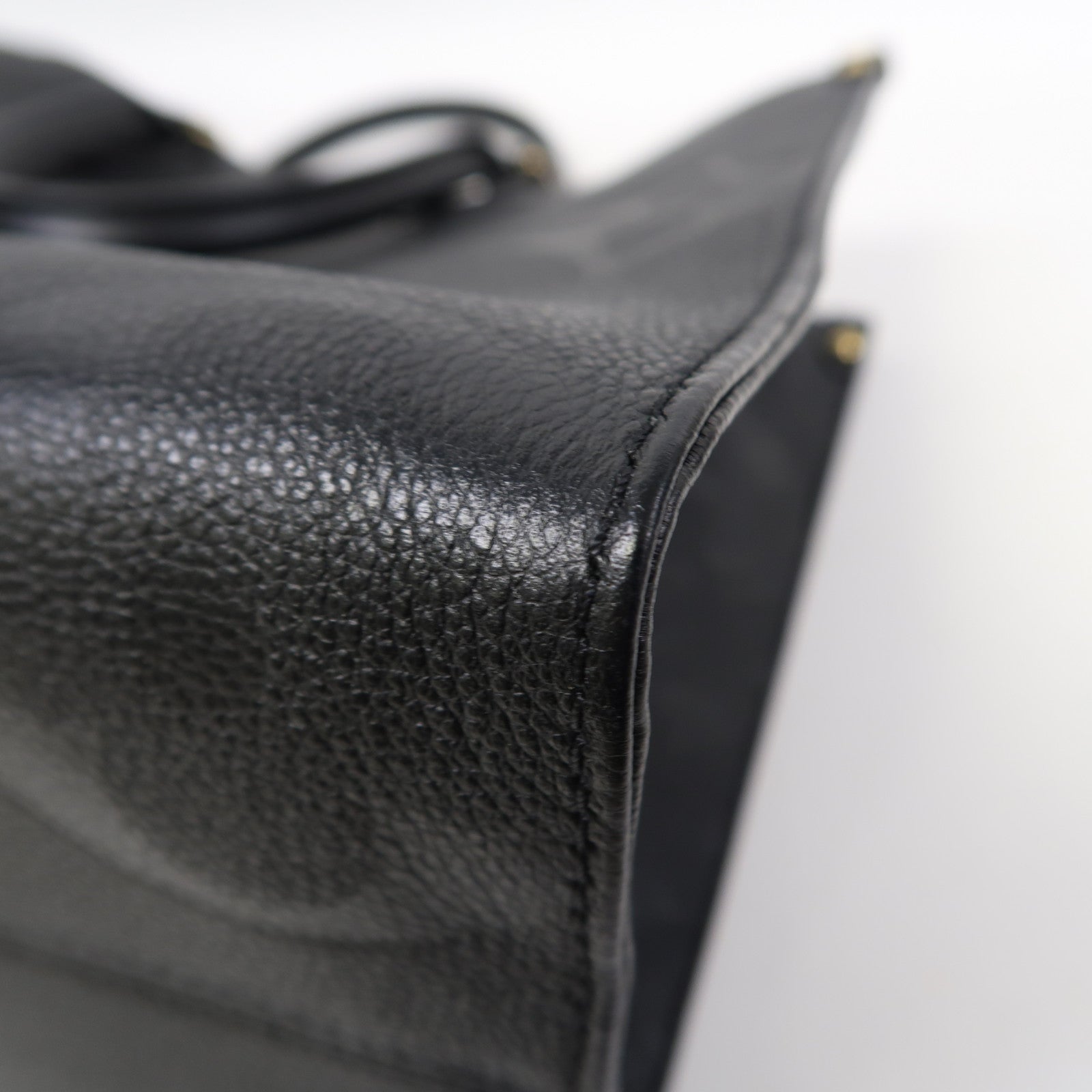 LOUIS VUITTON Monogram Empreinte On The Go MM金扣手挽肩背兩用袋黑色