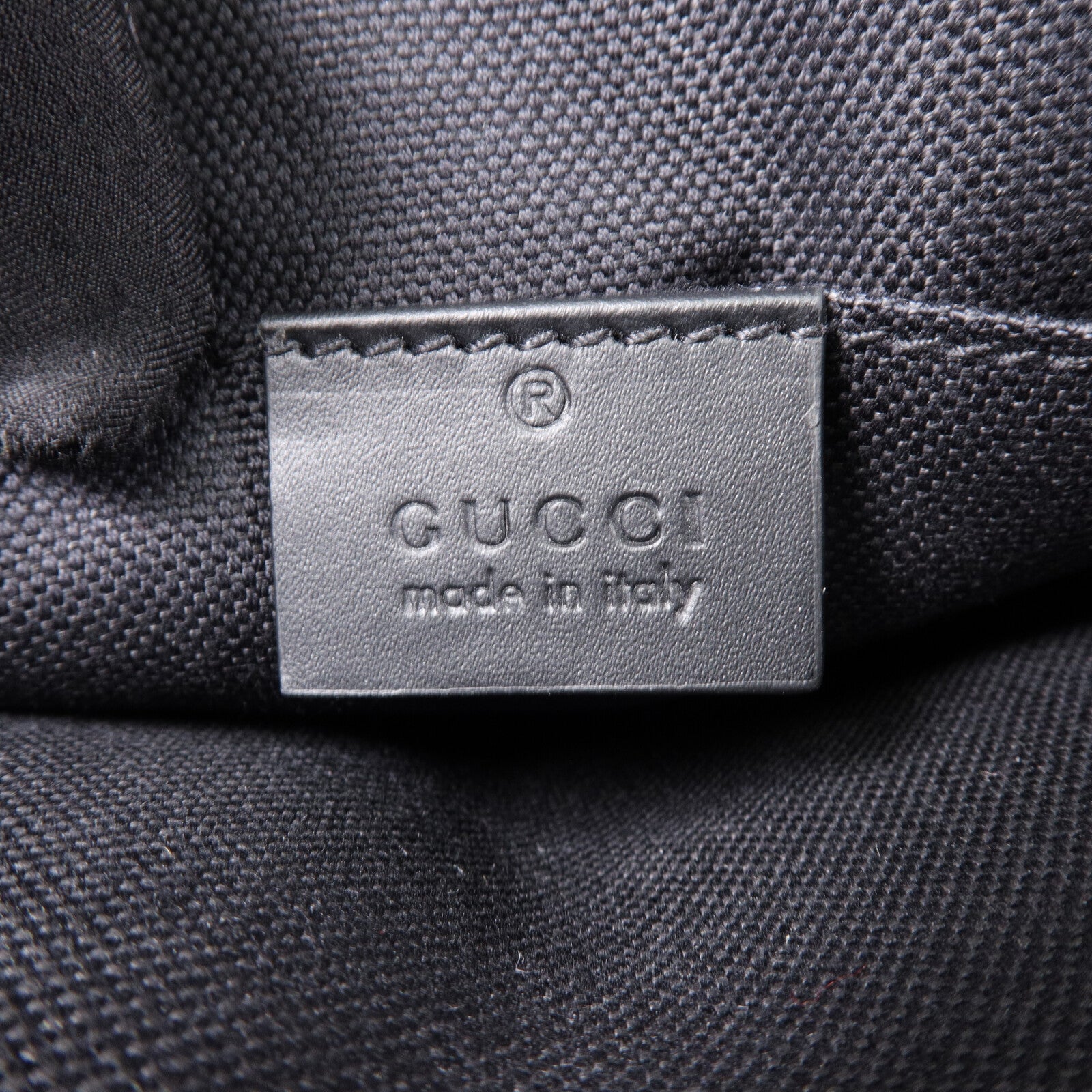 GUCCI 塗層帆布GG Supreme手拿包