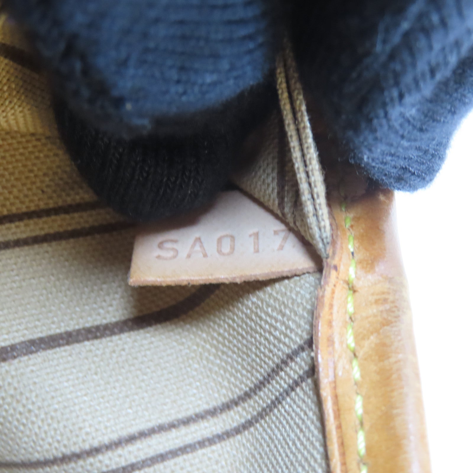 LOUIS VUITTON Monogram Neverfull MM金扣手挽袋啡色