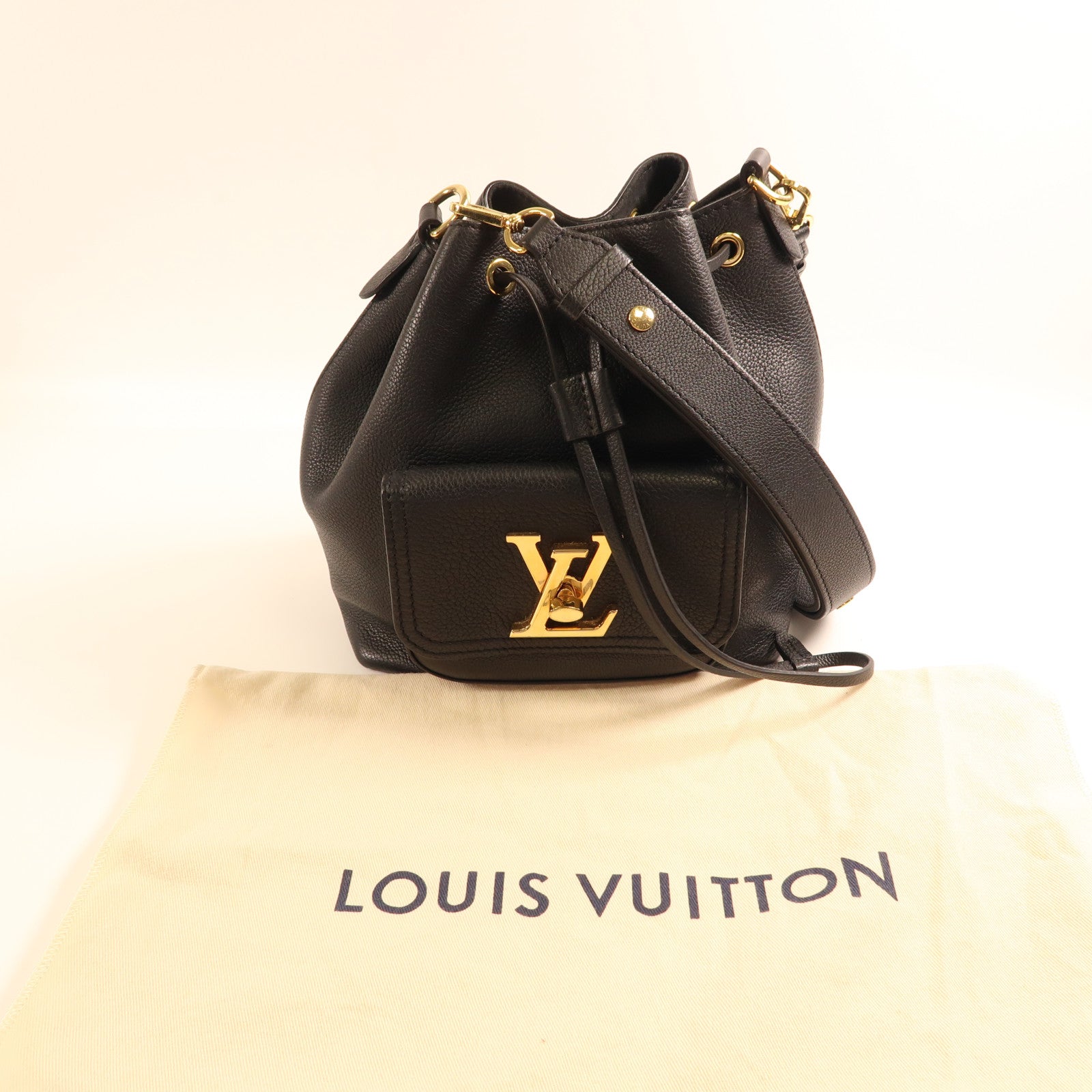 LOUIS VUITTON 牛皮皮革Lockme金扣肩背袋
