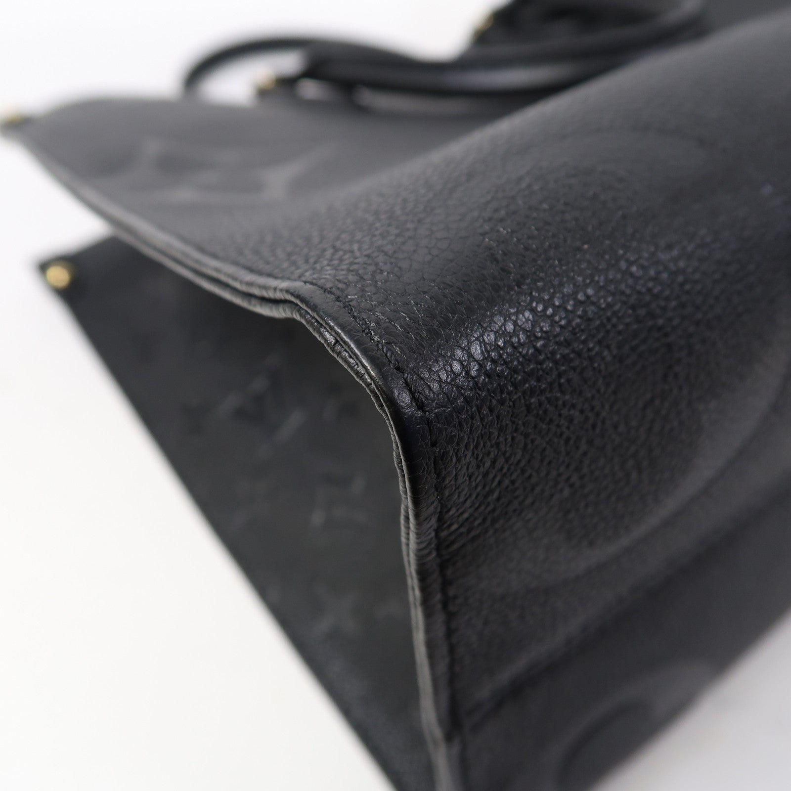 LOUIS VUITTON Monogram Empreinte On The Go MM金扣手挽肩背兩用袋黑色