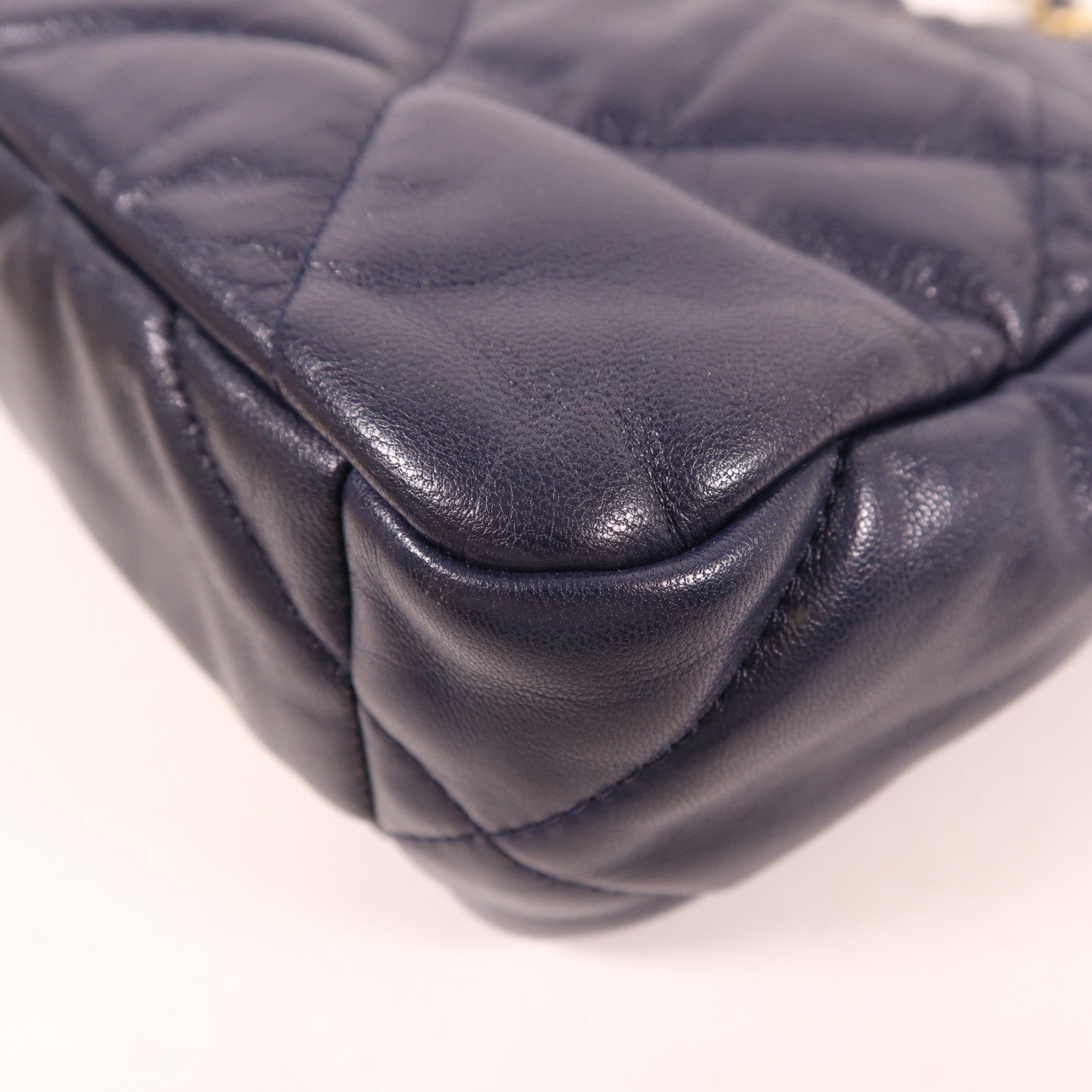 CHANEL 羊皮皮革C19 Small金扣鏈帶手挽肩背兩用袋