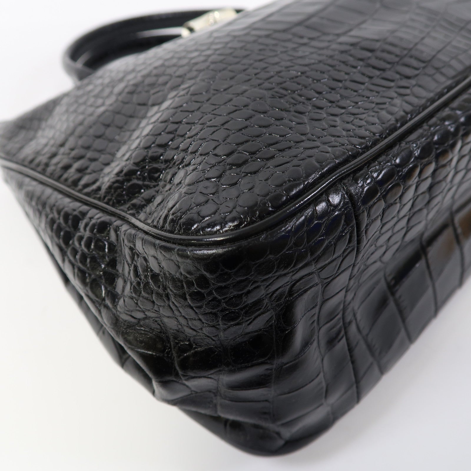 Longchamp 皮革Hang Bag銀扣手挽袋黑色
