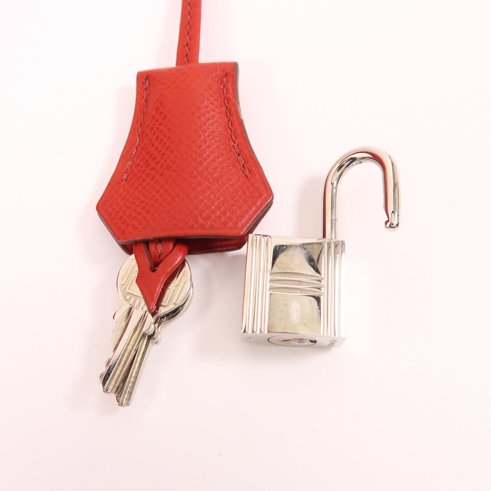 HERMES Epsom皮革Bolide 31銀扣手挽袋Q5 Rouge Casaque