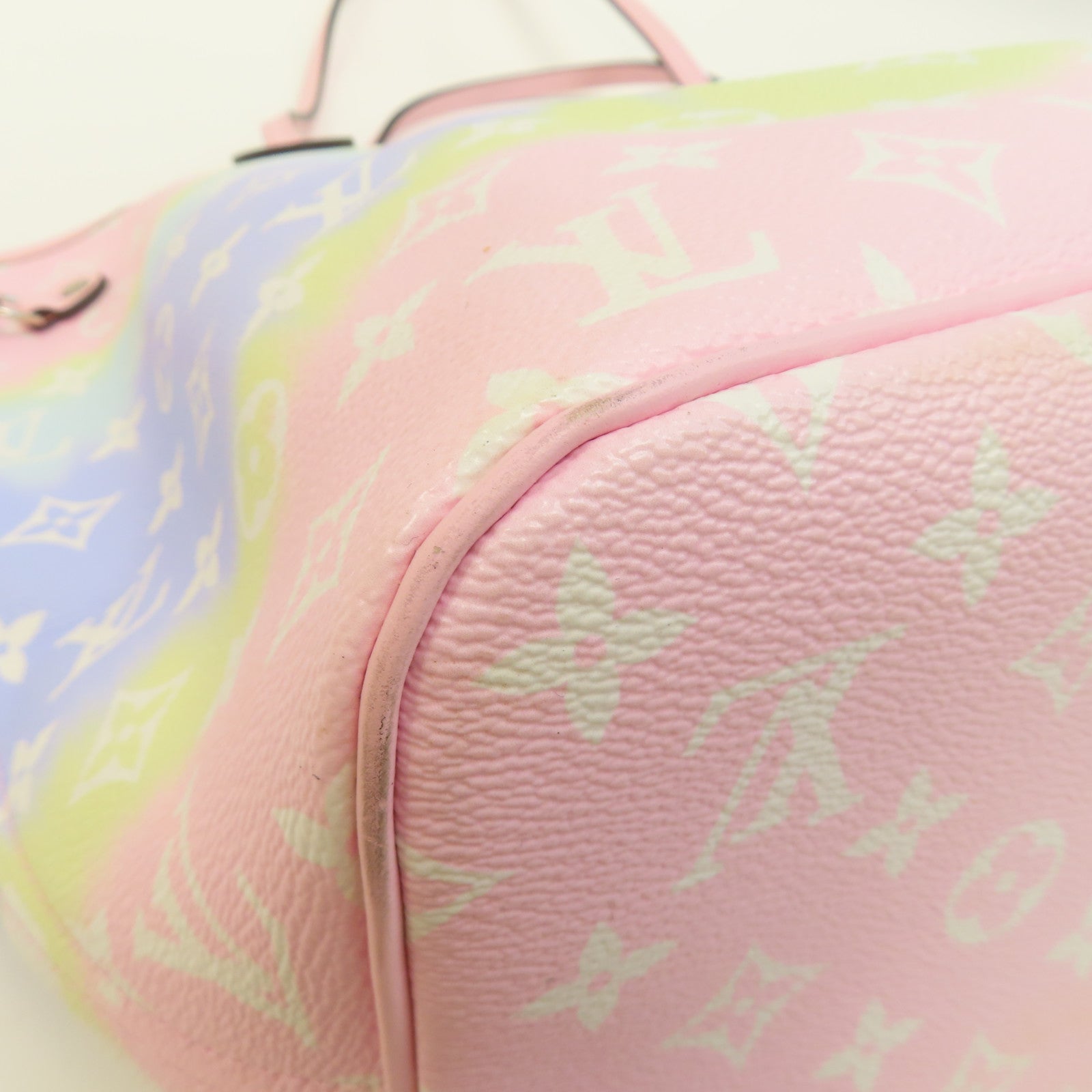 LOUIS VUITTON Escale Pastel Neverfull MM銀扣手挽袋粉紅色