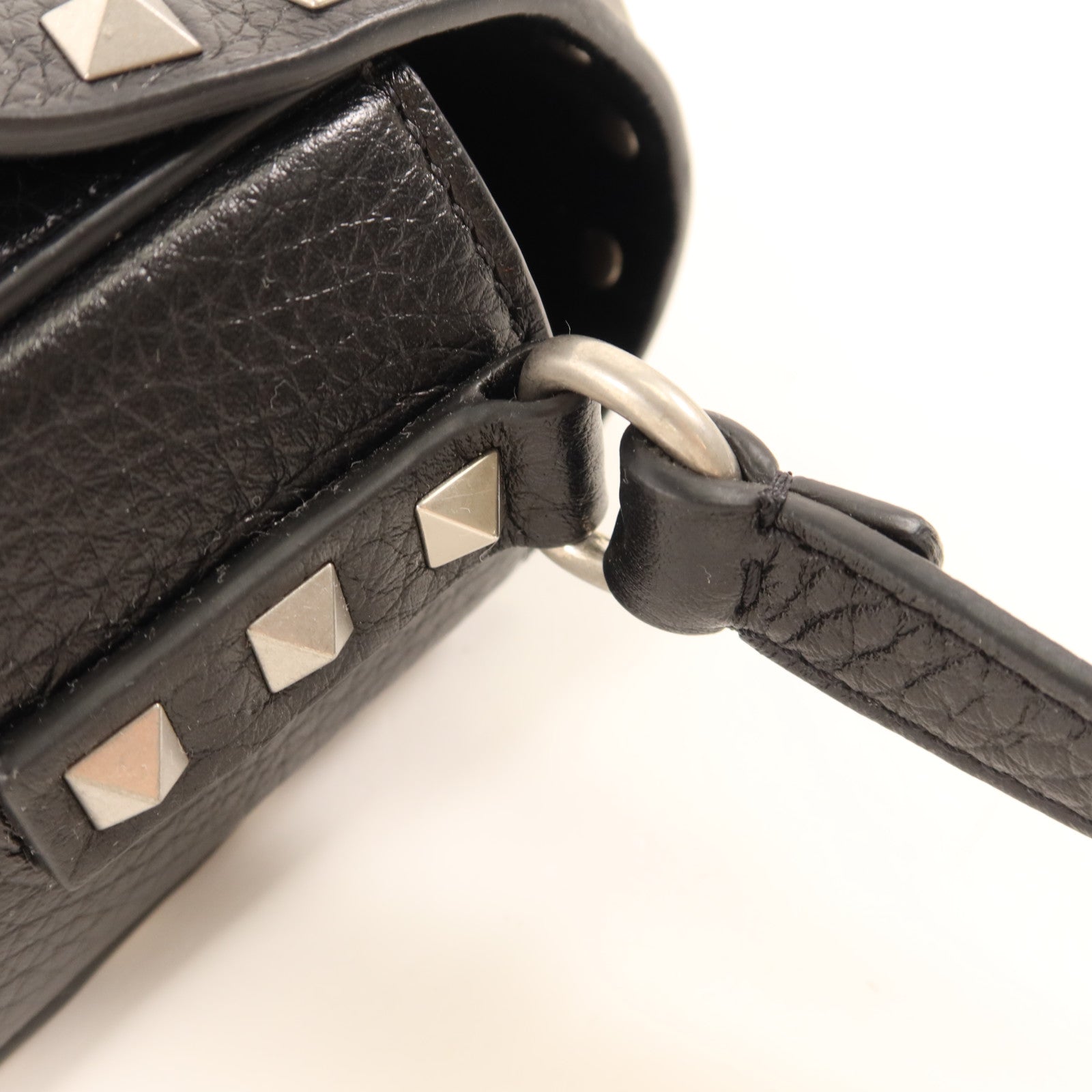 Valentino 牛皮皮革Rockstud Messenger Bag銀扣肩背袋