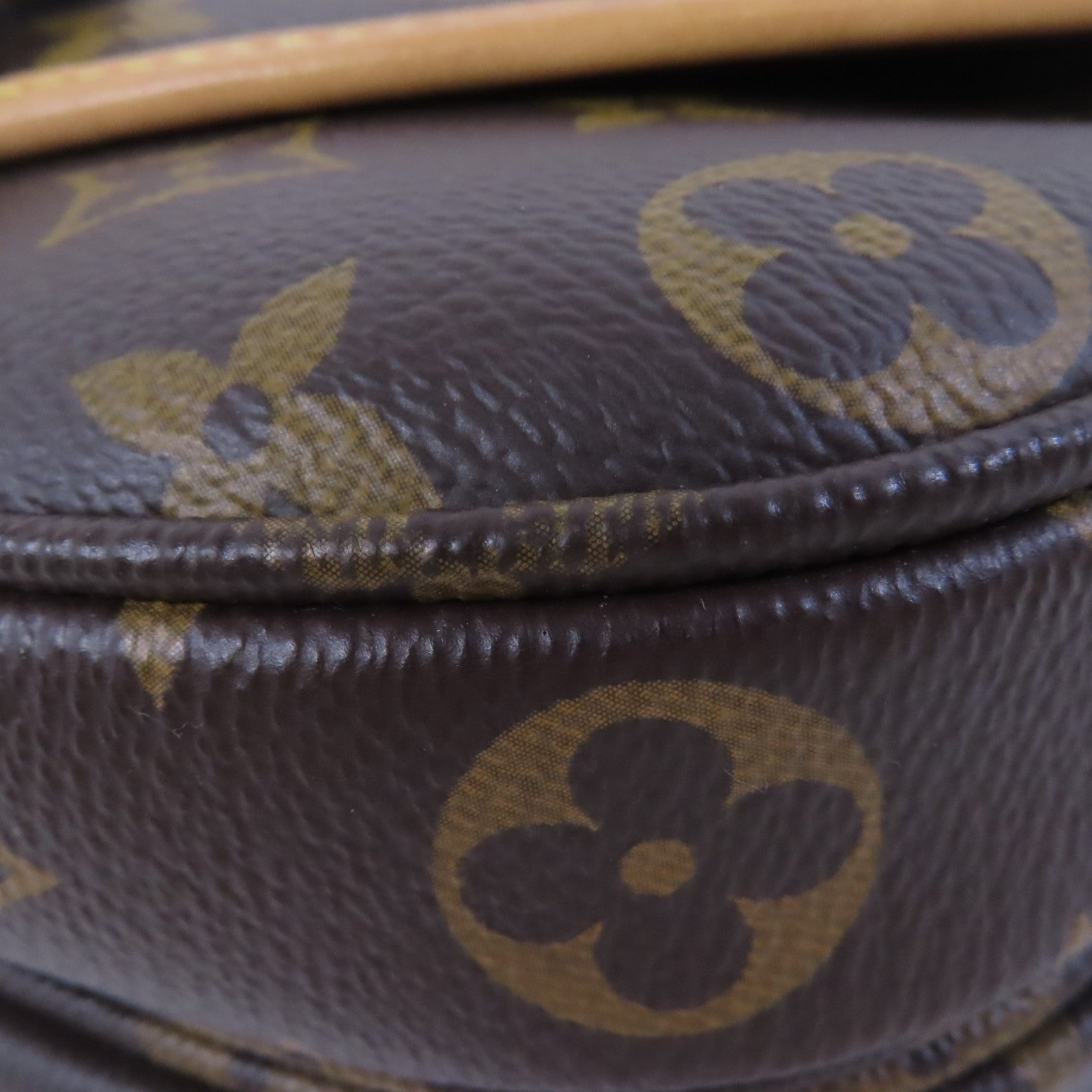 LOUIS VUITTON Monogram Saumur BB金扣肩背袋