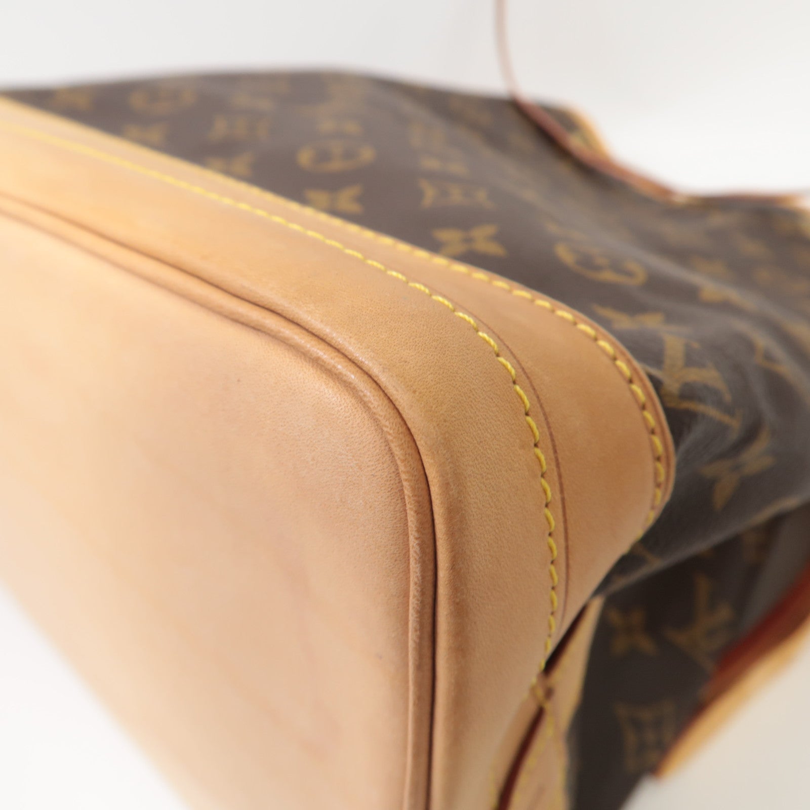 LOUIS VUITTON Monogram Noe Bucket Bag金扣肩背袋啡色