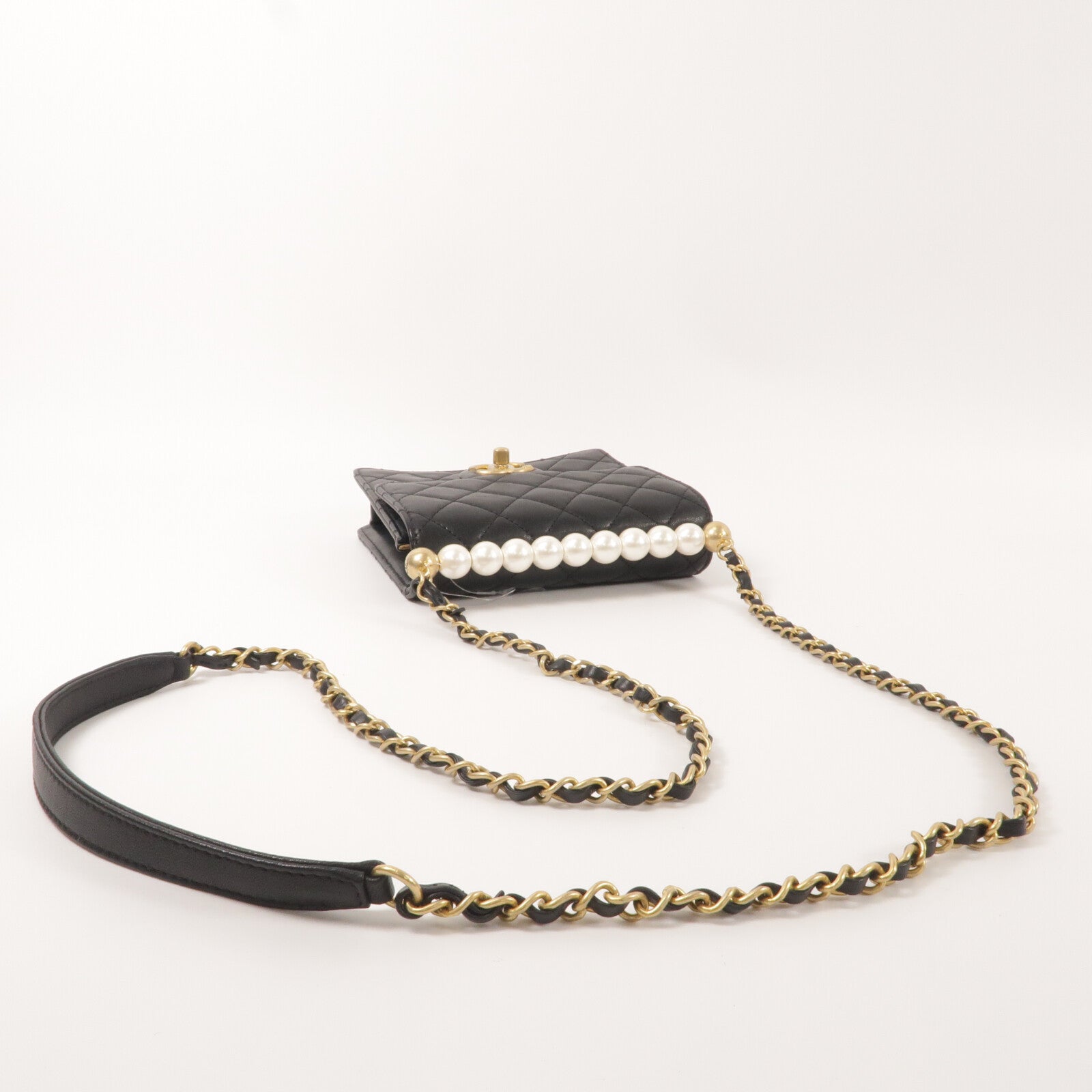 CHANEL 牛皮皮革Matelasse Pearl Chain Bag鏈帶肩背袋