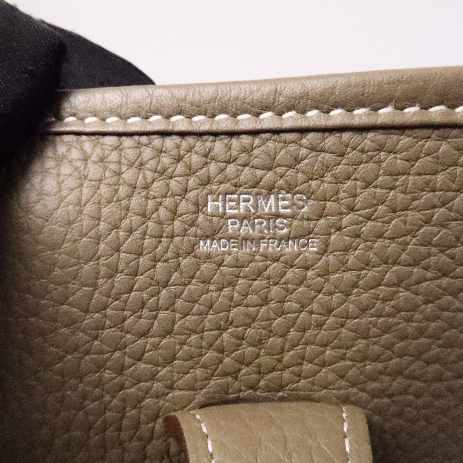 HERMES Clemence皮革Evelyne PM肩背袋Etoupe