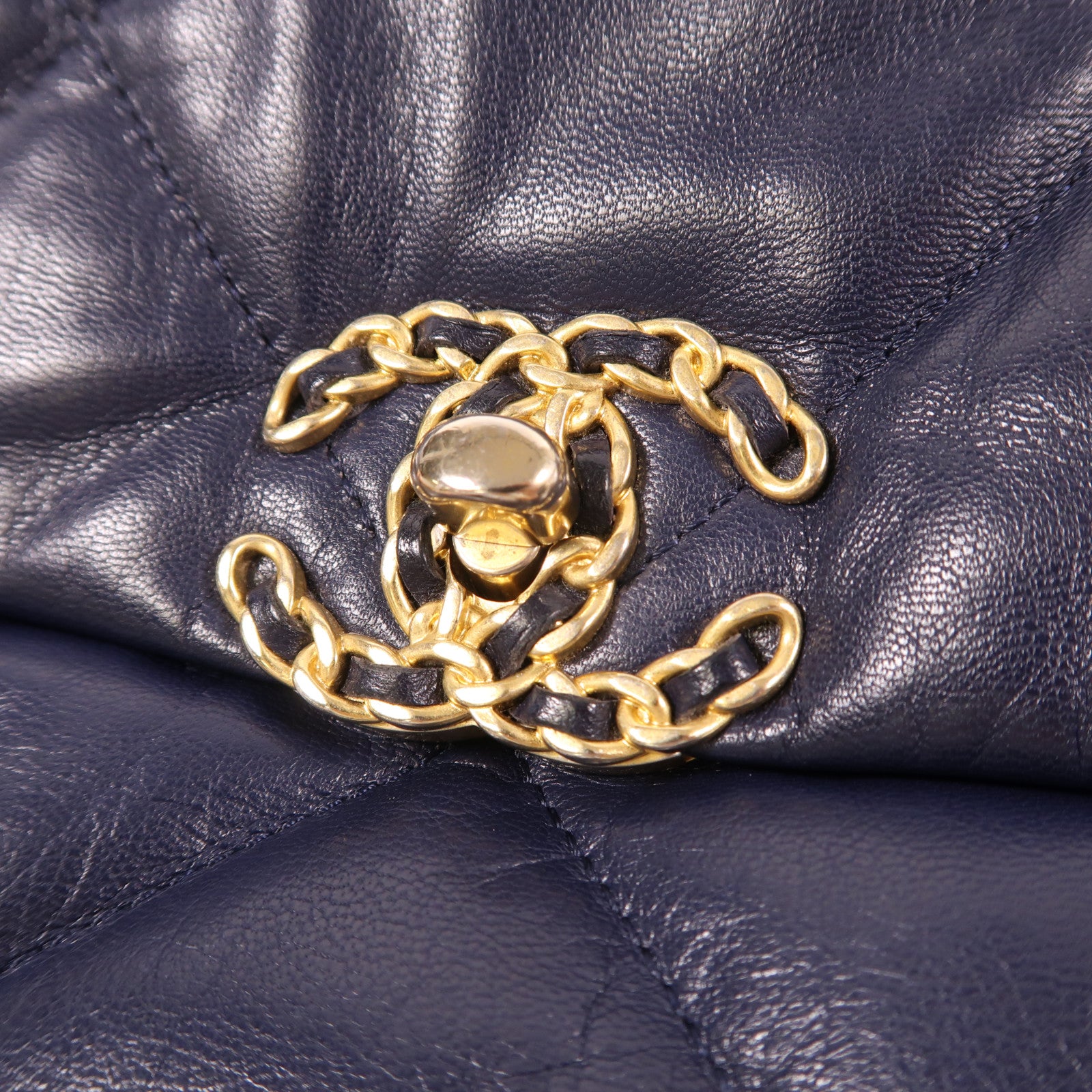 CHANEL 羊皮皮革C19 Small金扣鏈帶手挽肩背兩用袋