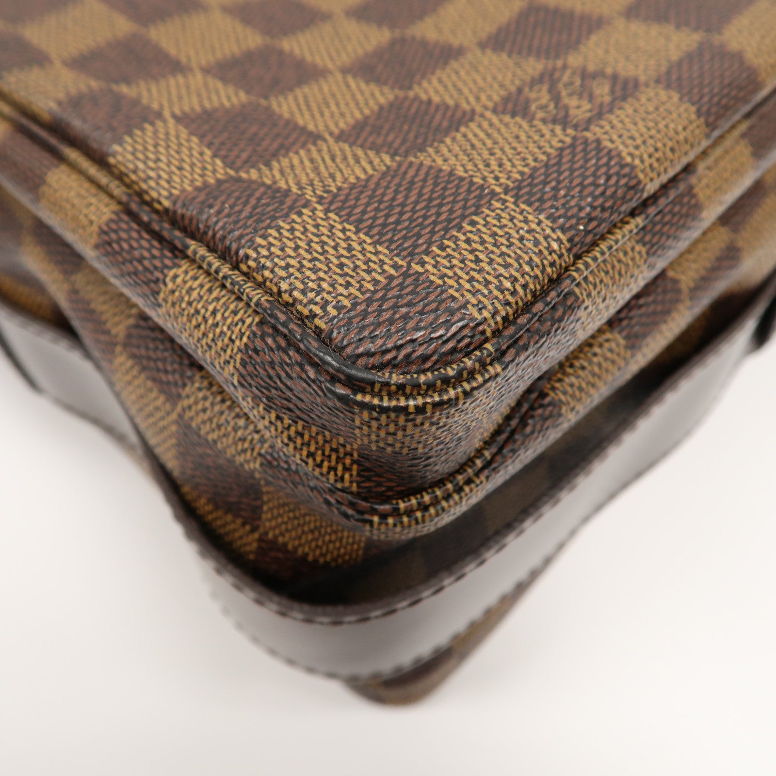 LOUIS VUITTON Damier Ebene Naviglio金扣肩背袋啡色